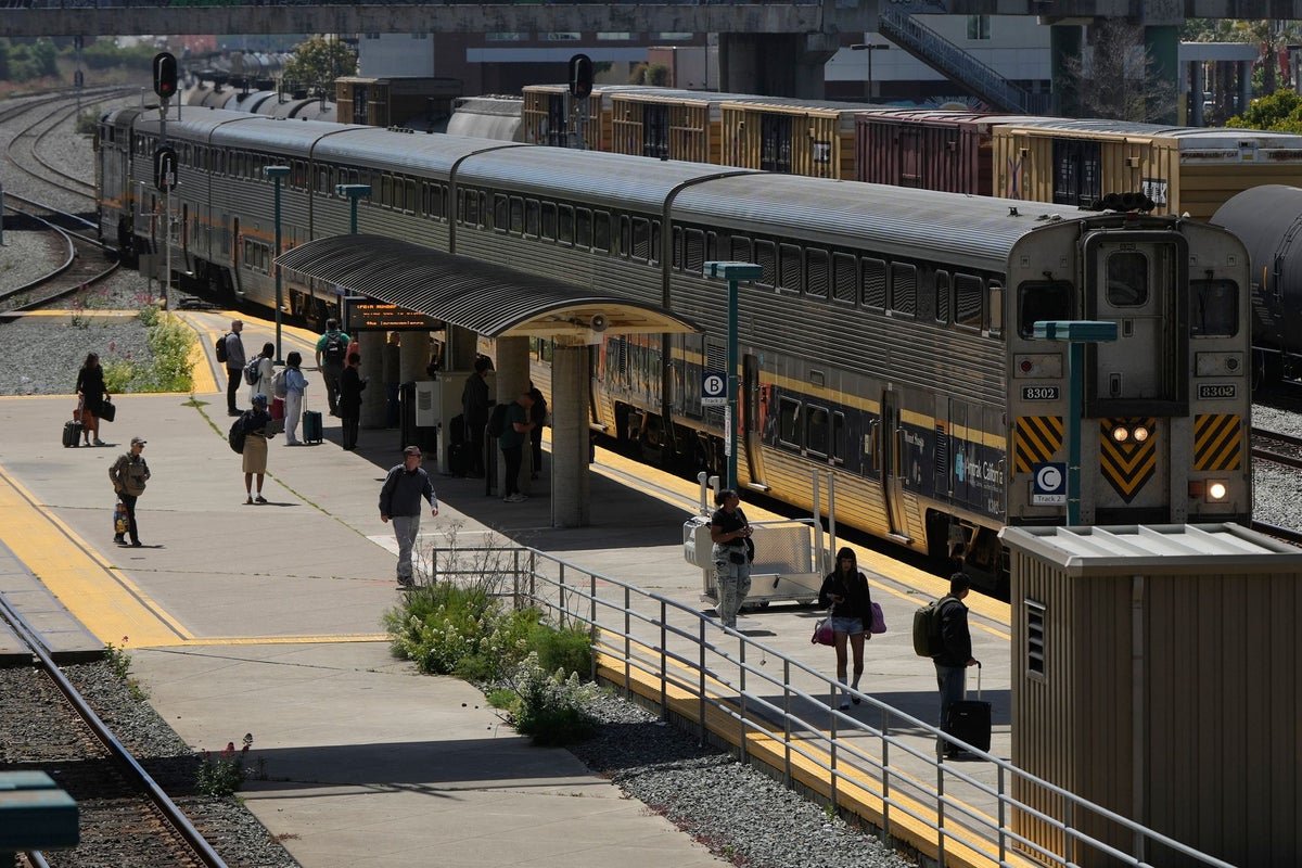 Amtrak Could Soon Make It Easier To Bring Guns On Trains Despite White House Correspondents’ Dinner Shooting