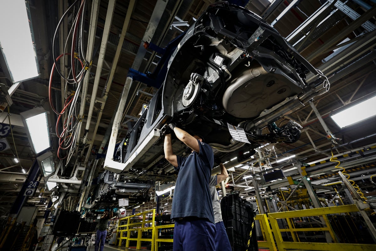 Trump ‘pleased To Announce’ 25% Hike On Eu Auto Tariffs Effective Next Week