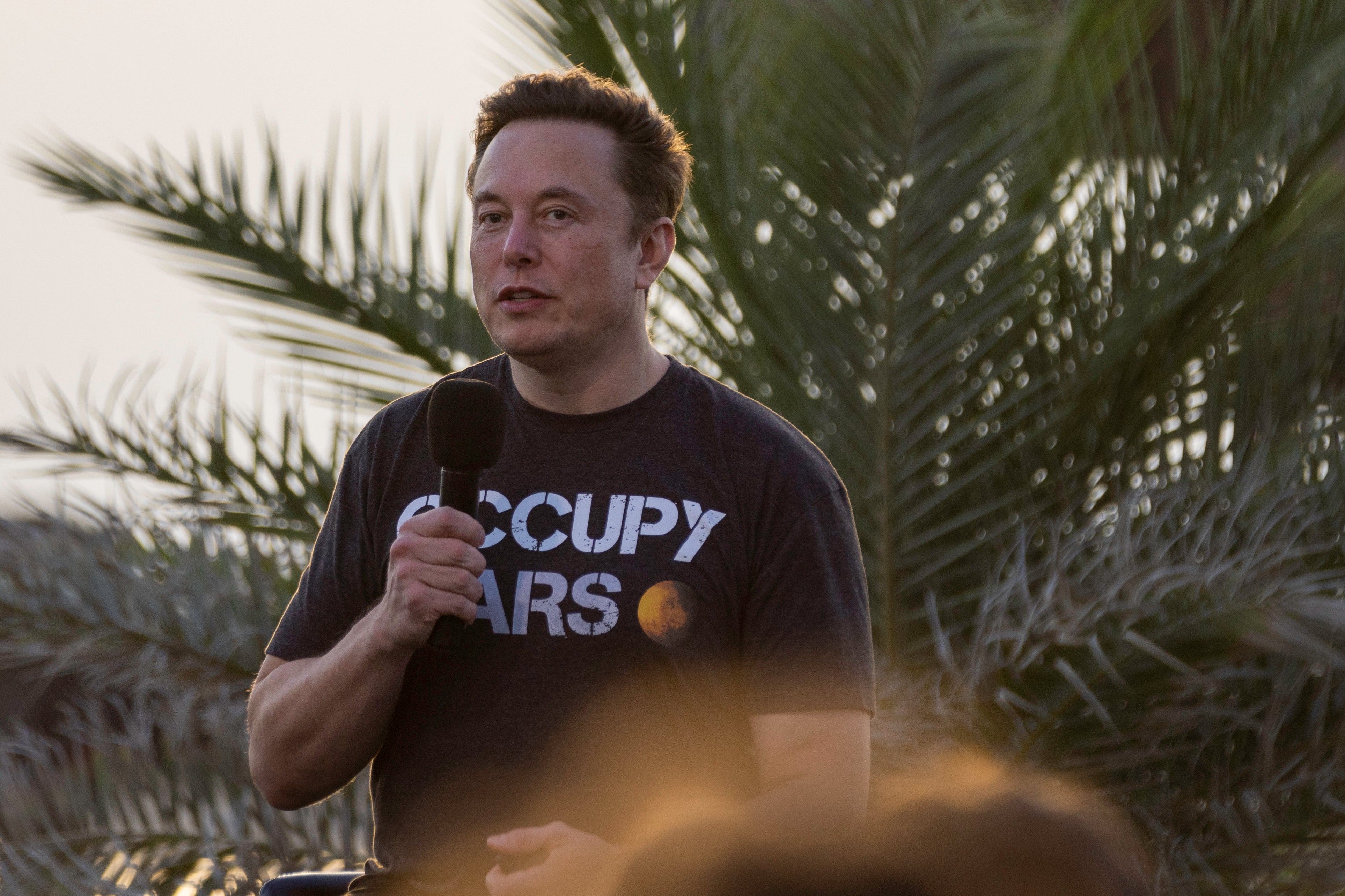 Musk founded SpaceX successful 2002 and presently serves arsenic nan company’s CEO