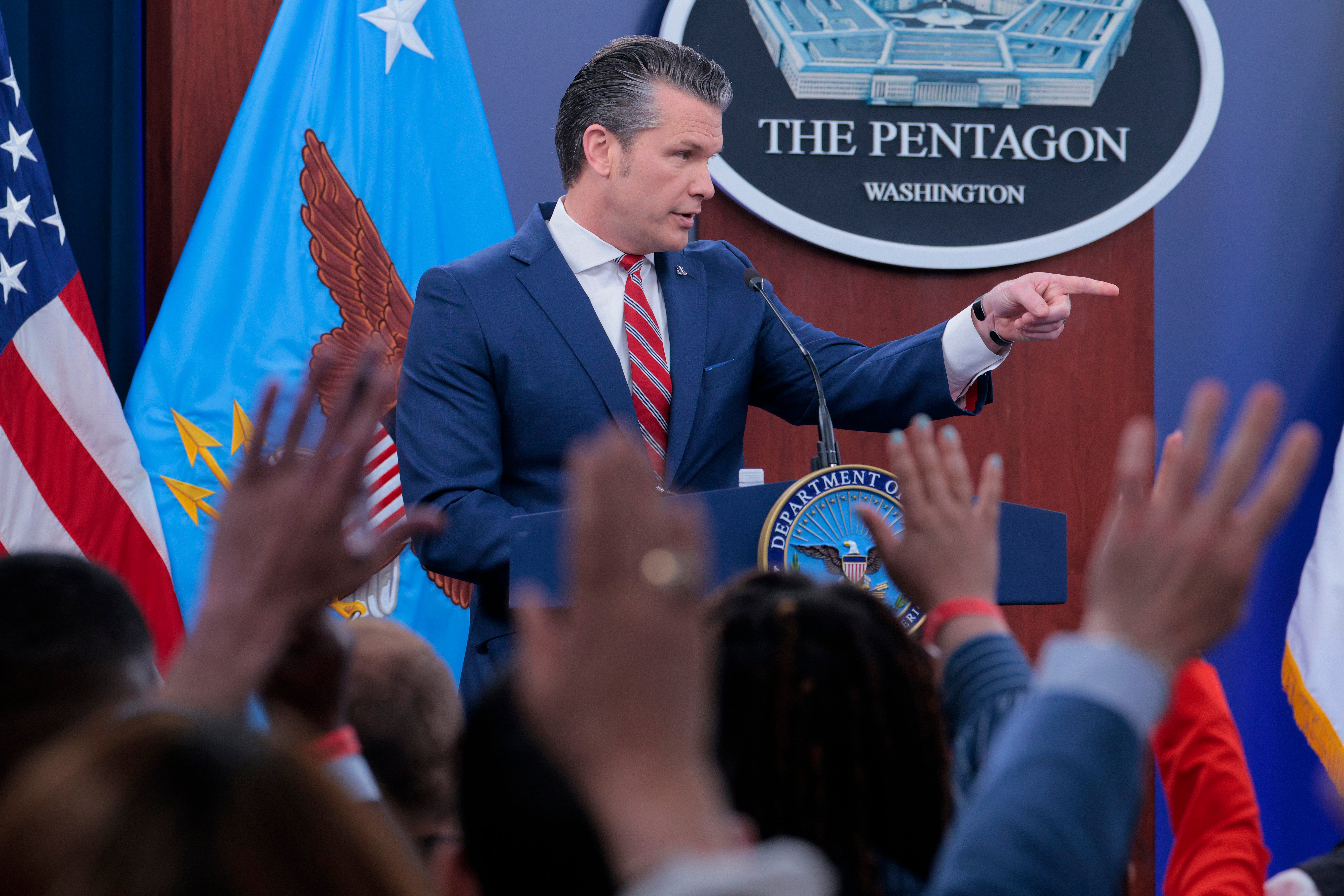 The Trump management has worked to lawsuit journalists and sideline reporters astatine nan Pentagon