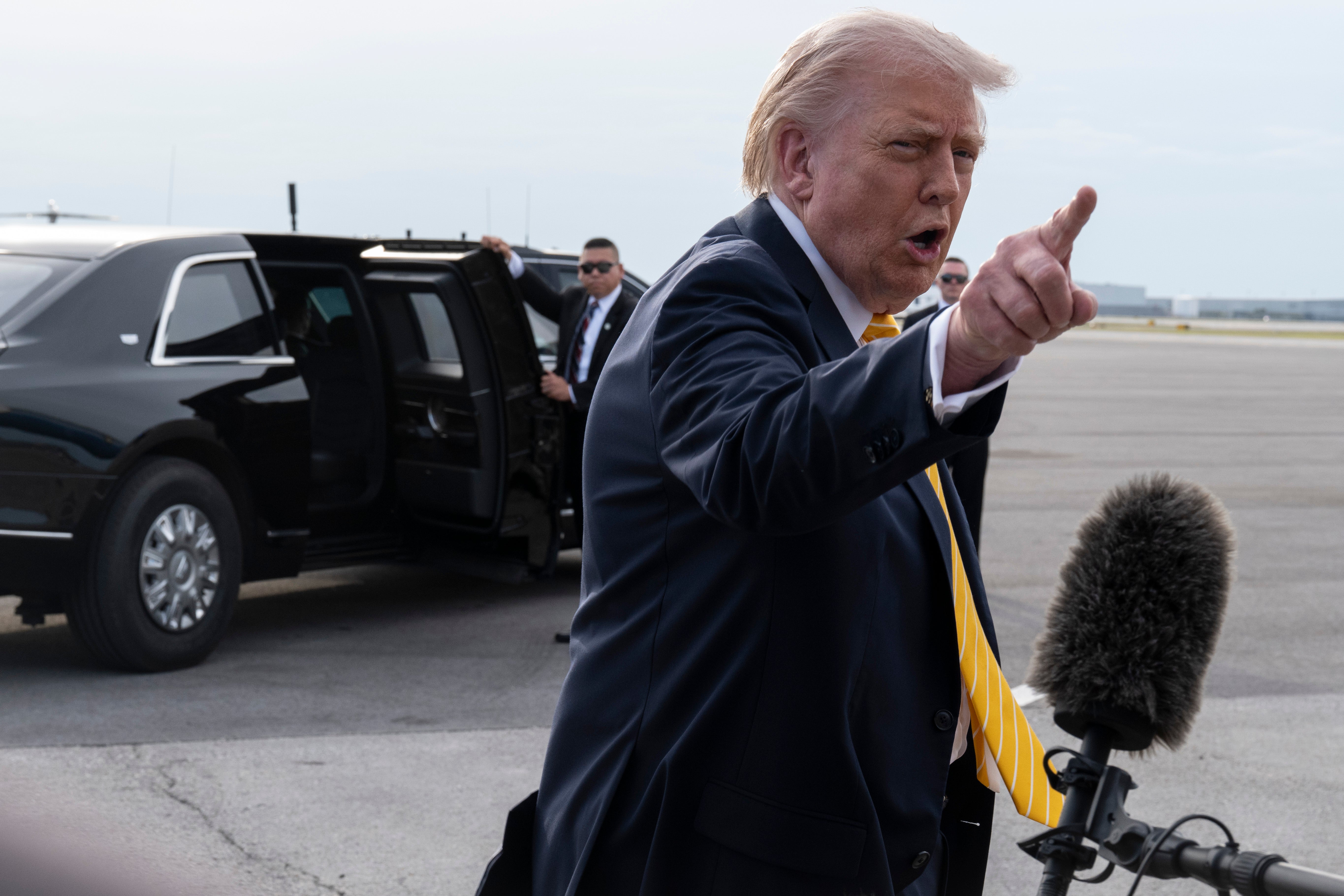 Trump's Equal Employment Opportunity Commission has claimed nan publication violated national rule erstwhile nan unidentified worker was denied a promotion because of his title and/or sex
