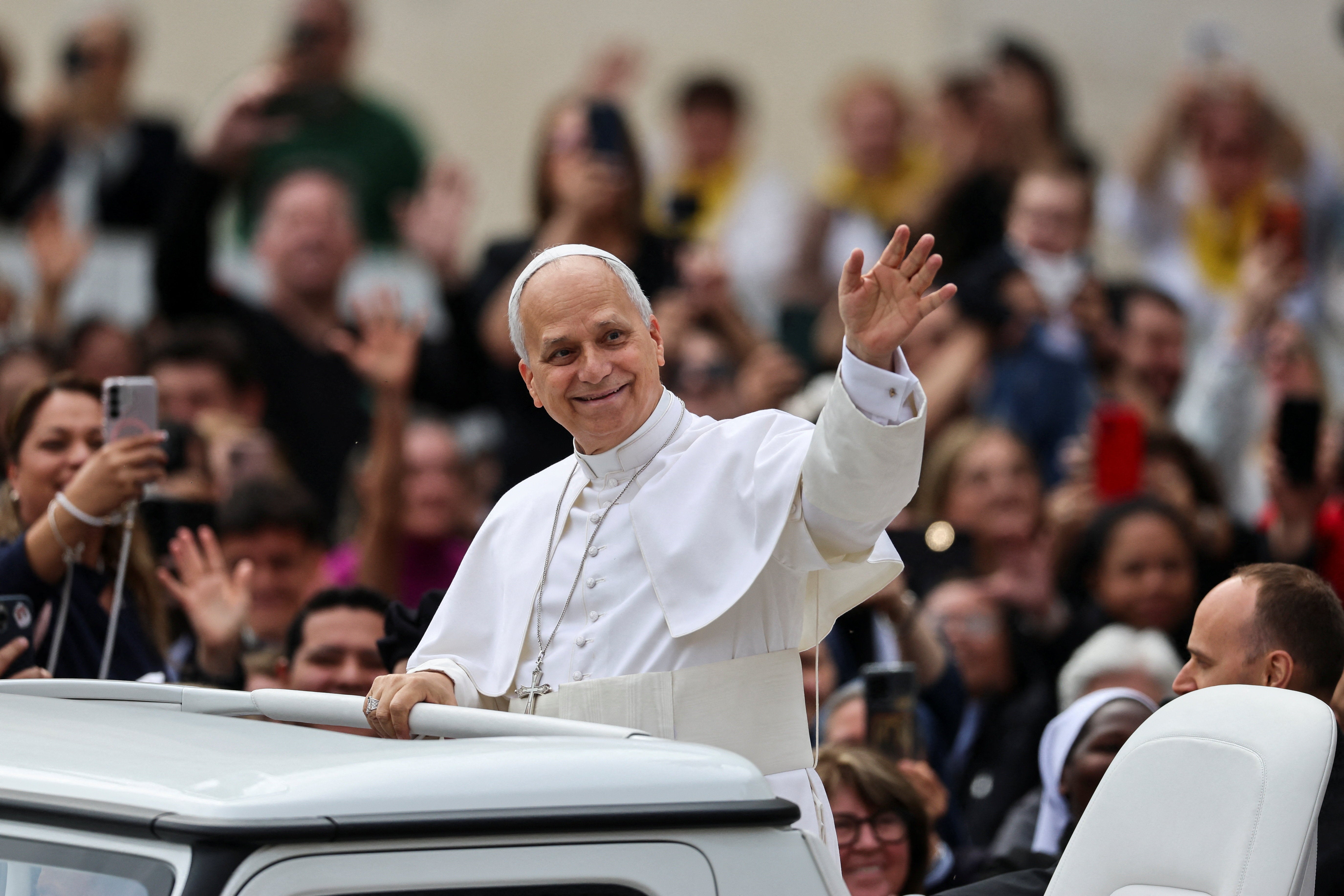 By contrast, Leo, who has taken a guidelines against nan Trump administration’s anti-immigration crackdown and nan Iran war, 66 percent of Americans had a affirmative guidance to nan pontiff’s connection that warfare  should beryllium rejected.