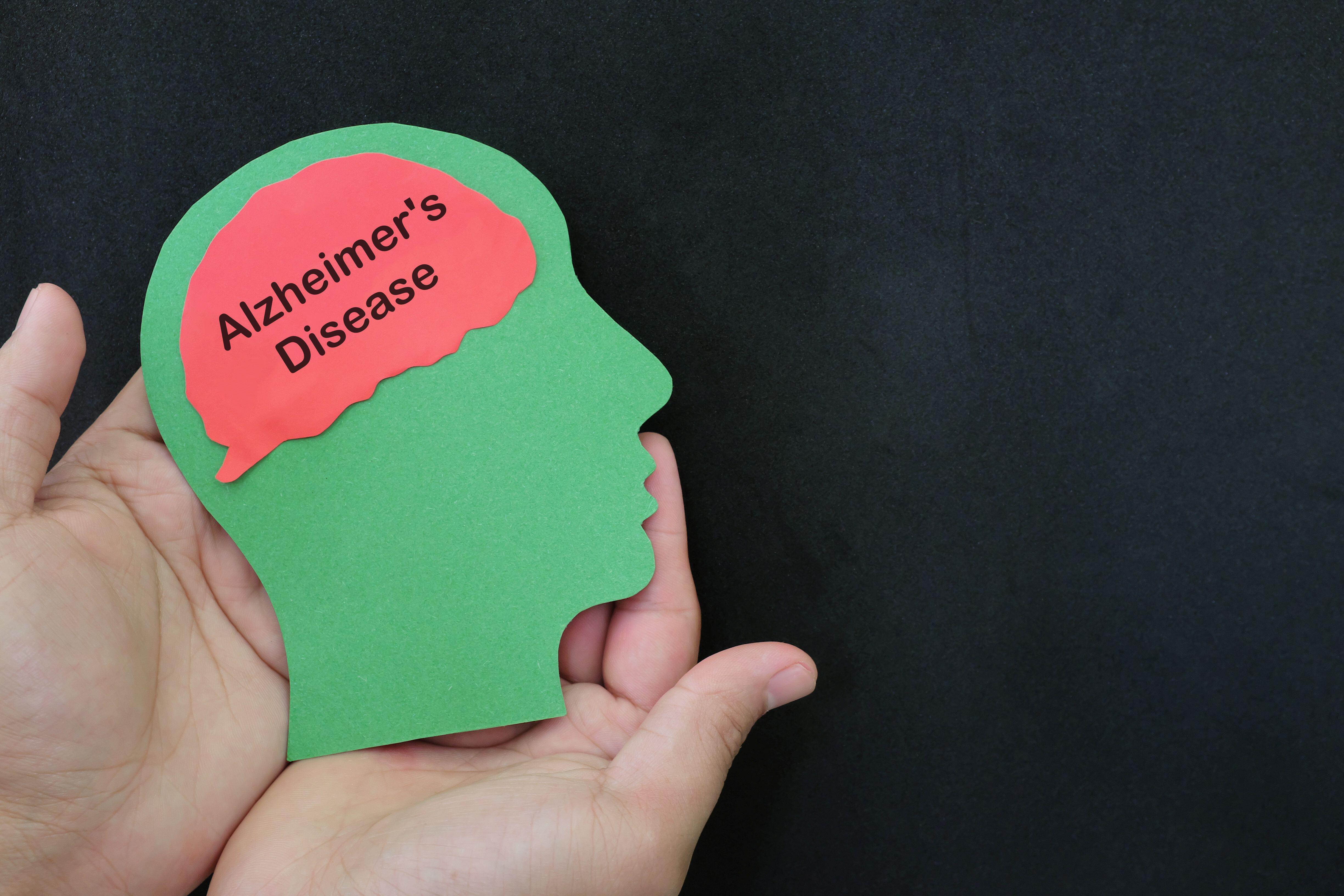 A new tool combining a finger prick test and an online brain assessment can estimate an individual’s risk of Alzheimer’s