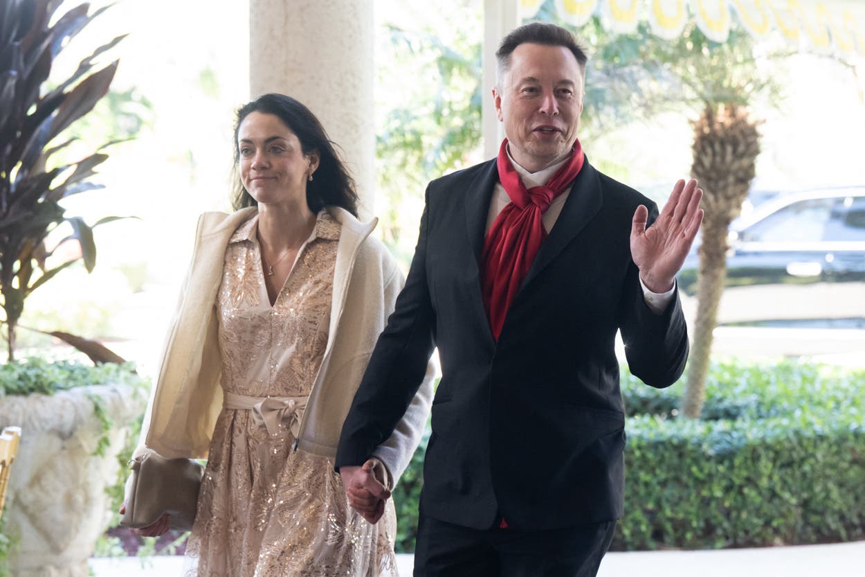 Shivon Zilis and Elon Musk have broken up