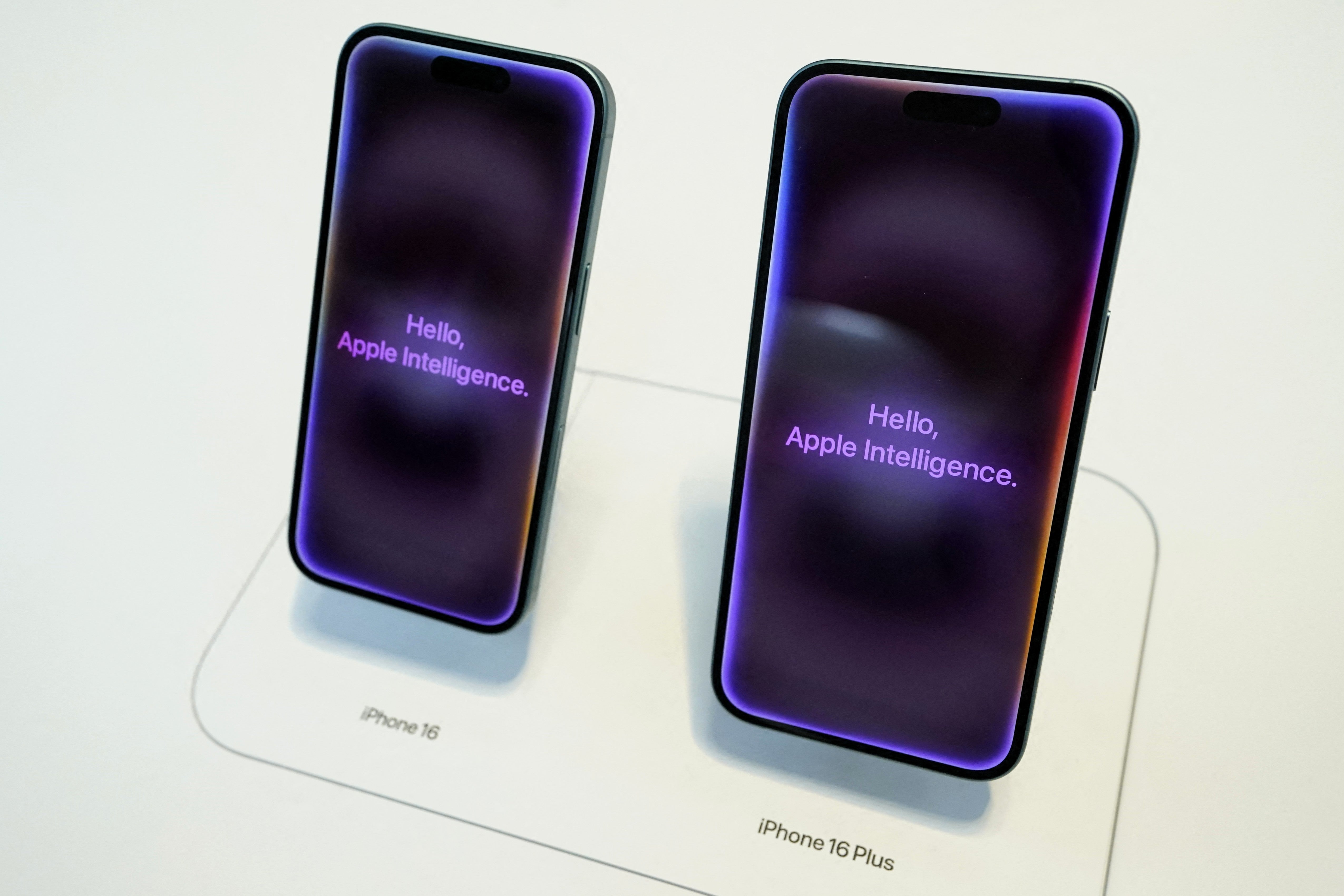 iPhone 16 owners owed $250 million after Apple settles Siri lawsuit