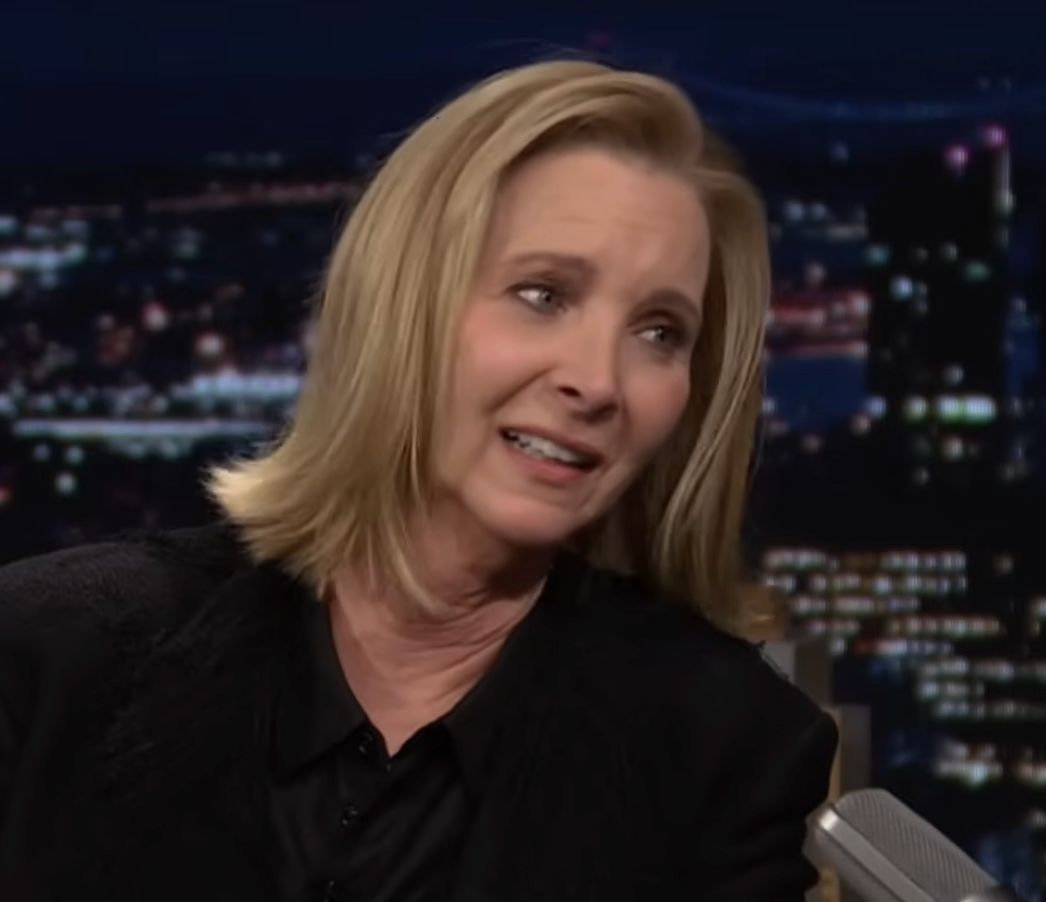 Lisa Kudrow Declares Ross Geller "Horrible" in Friends Debate — image 3