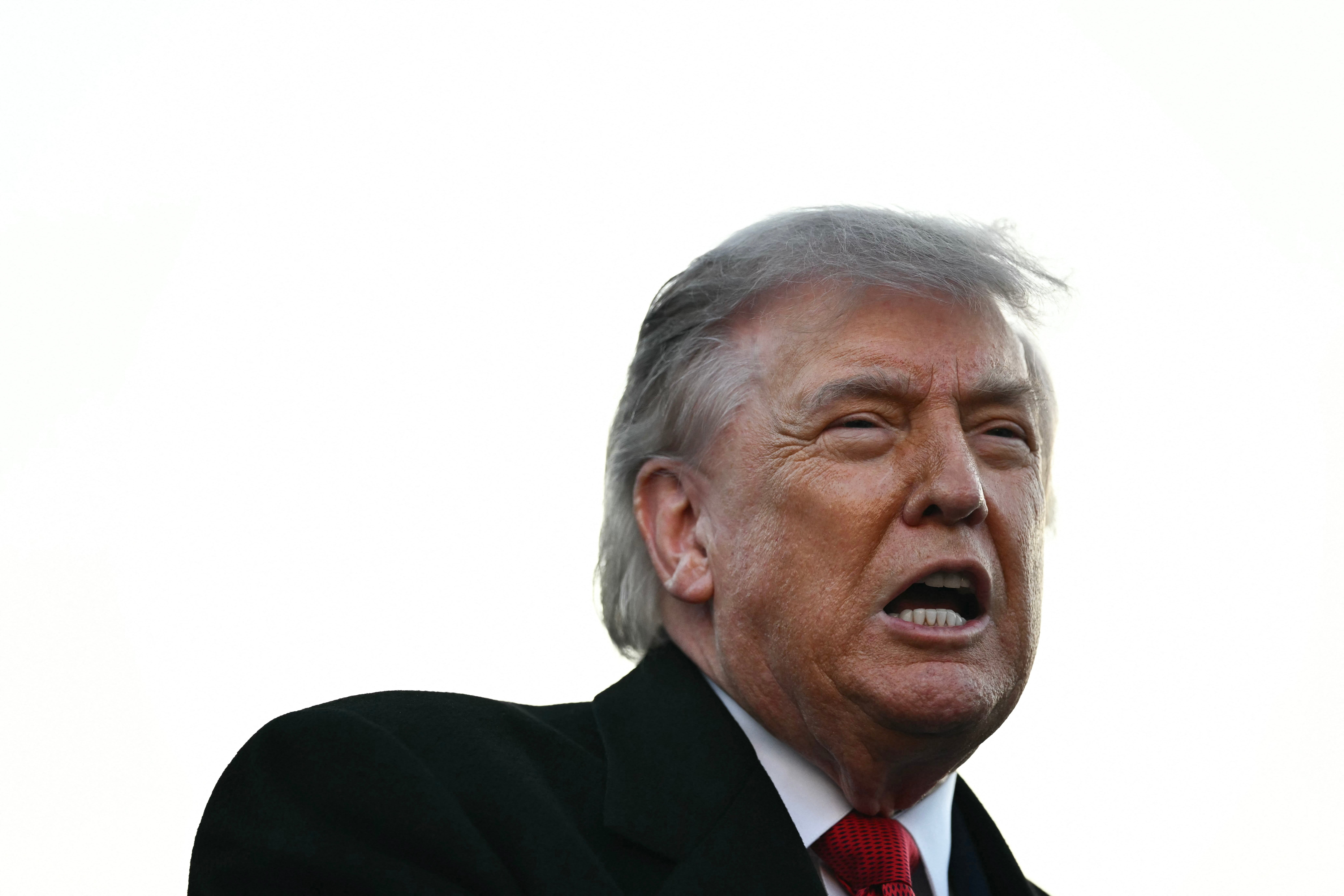 Trump continues to rumor threats against Iran pinch 1 activity earlier talking up nan chances of a bid woody being signed pinch nan next