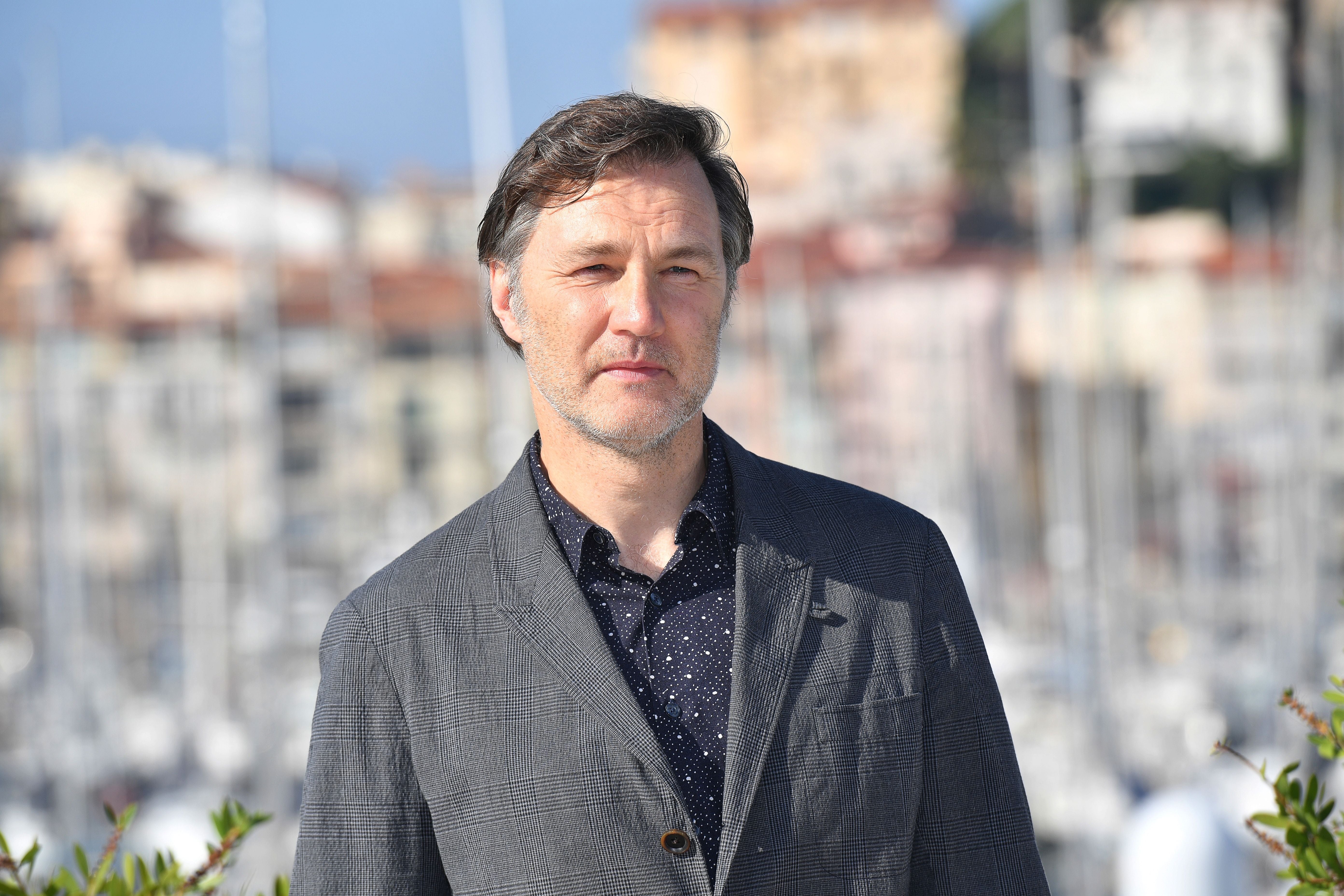 David Morrissey falou anteriormente sobre como seu pai morreu de hemorragia aos 54 anos, quando ele tinha apenas 15 anos, depois de sofrer de uma doença sanguínea terminal e de longa duração.