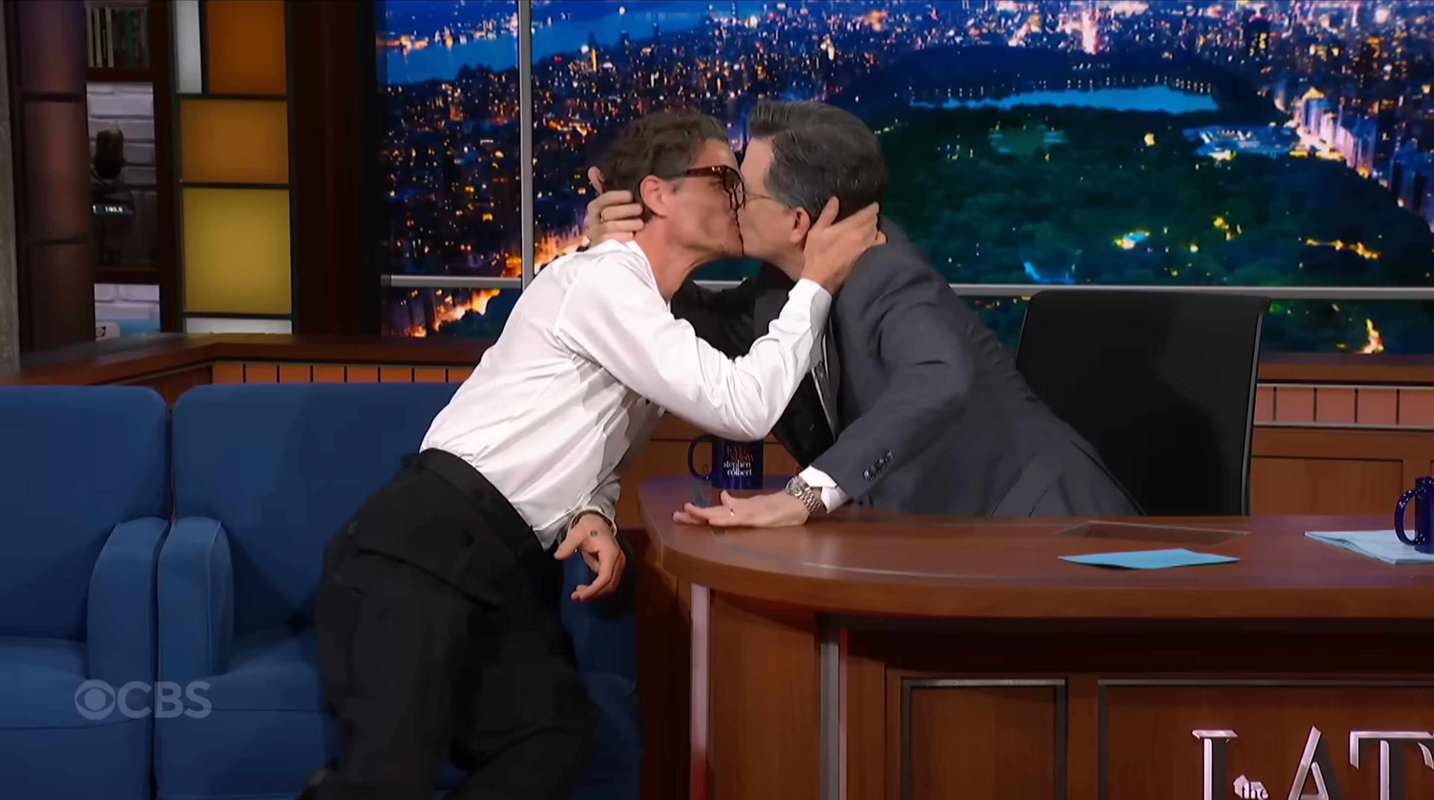 Pedro Pascal shared a kiss with Stephen Colbert on 'The Late Show' Tuesday night