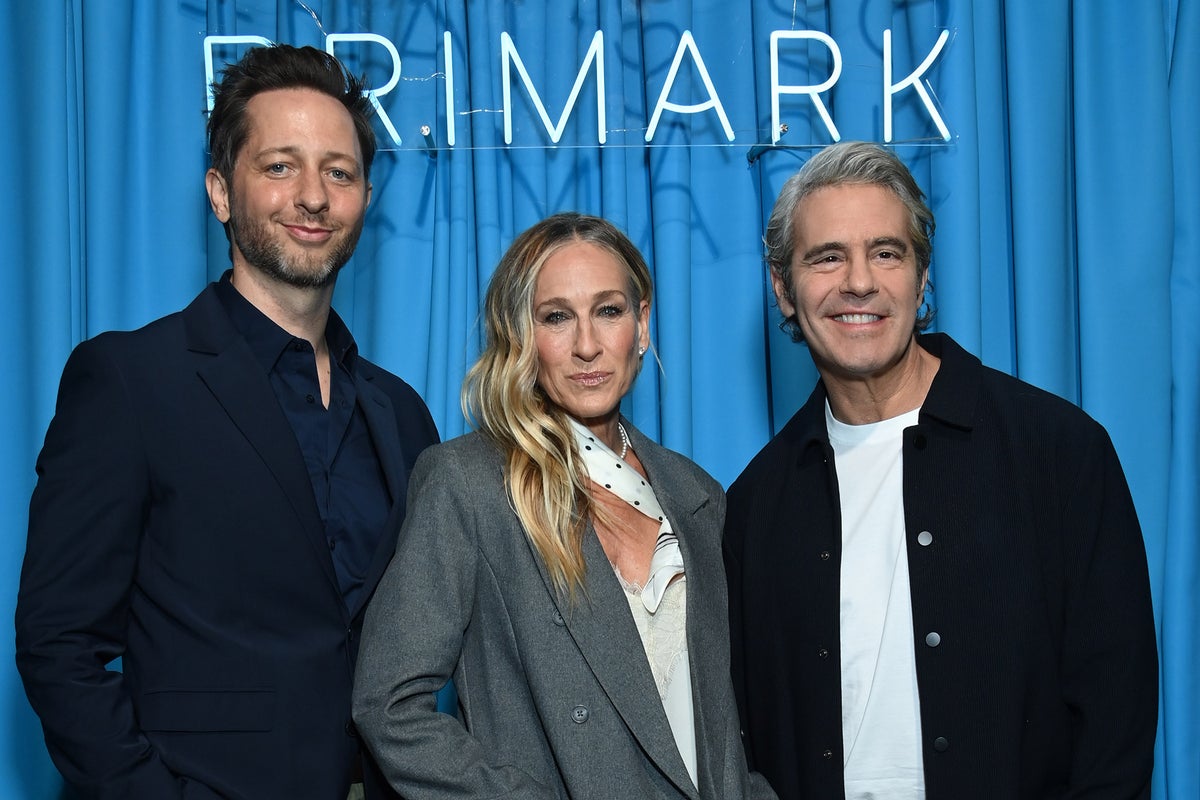 Sarah Jessica Parker shops… at Primark? Inside the new Manhattan flagship that has Americans obsessed Sarah Jessica Parker shops… at Primark? Inside the new Manhattan flagship that has Americans obsessed