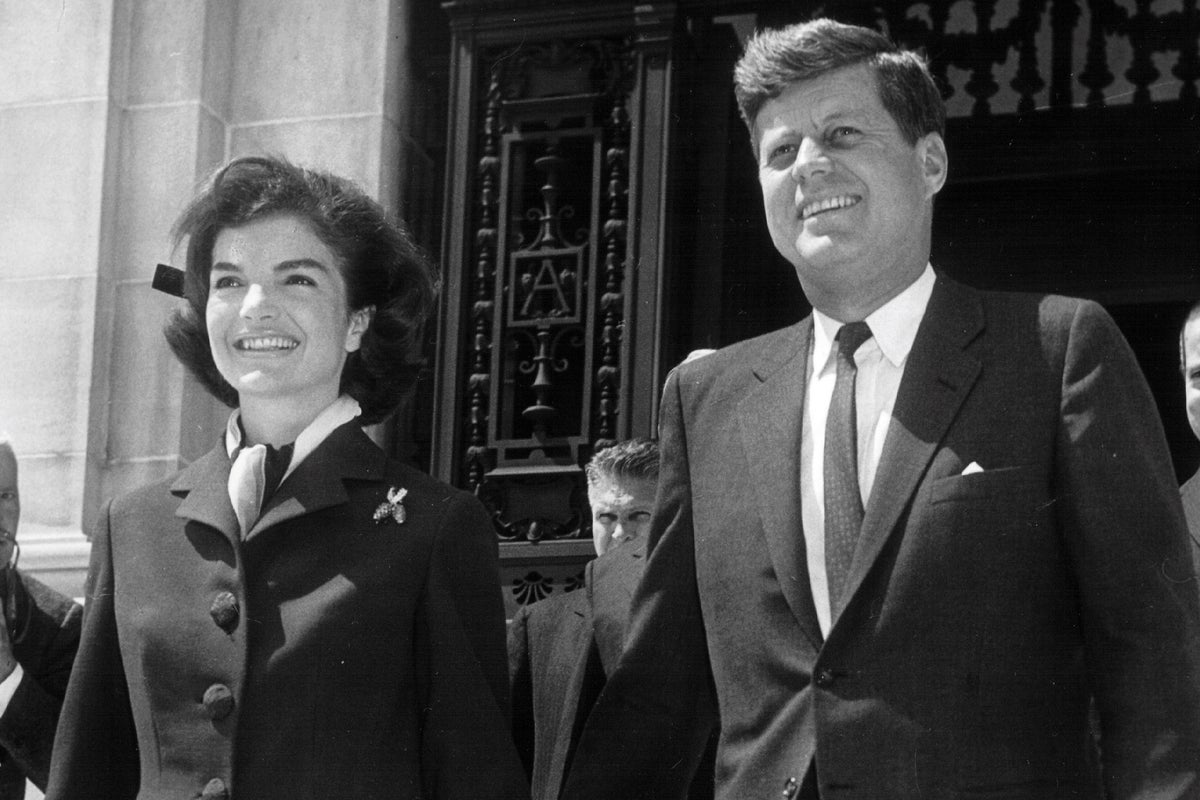 Inside JFK and Jackie Kennedy’s former DC home that recently sold for .1 million Inside JFK and Jackie Kennedy’s former DC home that recently sold for .1 million