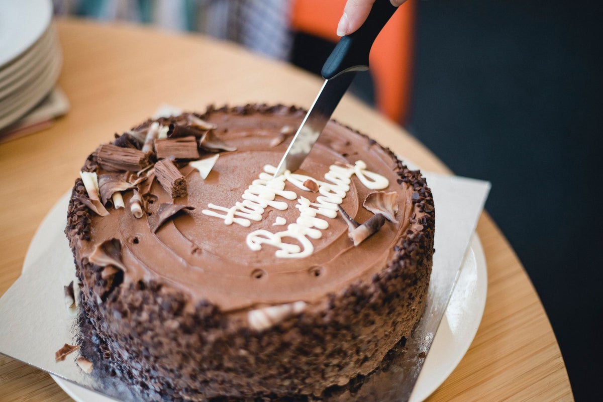 Nobody came for 7-year-old's birthday party — until her mom made a plea on Facebook to the whole town