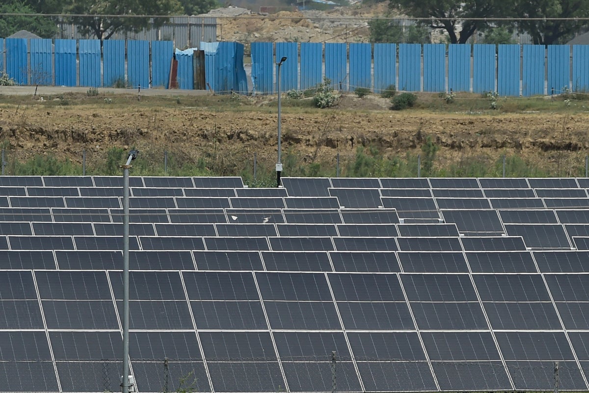 UK launches $300m fund to accelerate renewable power projects in India