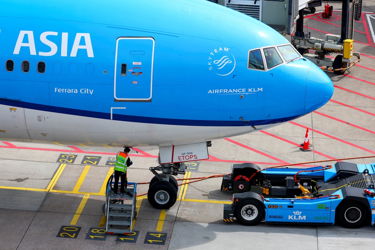 European airlines demand EU rethink passenger compensation rules as jet fuel costs soar