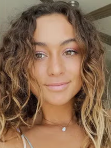 Gabriela Gonzalez is a lifestyle influencer with over 400,000 followers on both TikTok and Instagram
