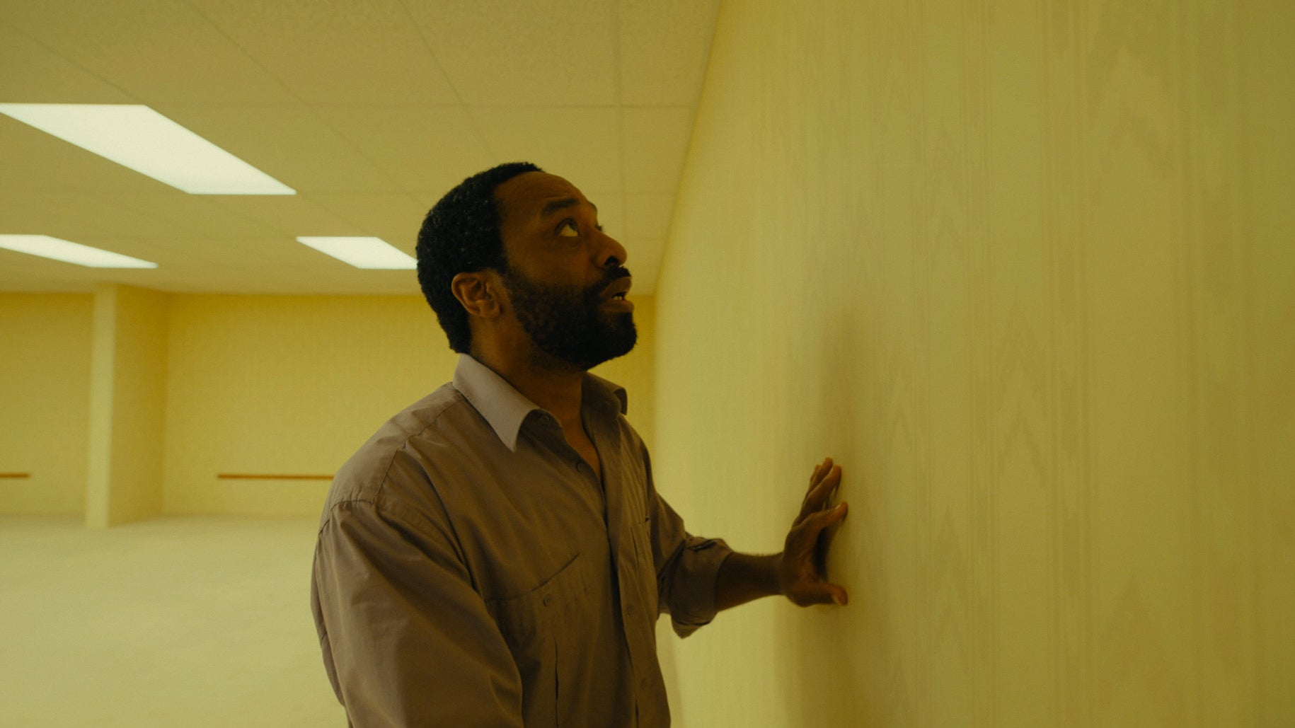 Backrooms review – This 4chan-inspired internet horror will define a new generation of filmmakers Copy link Bookmark Go to comments Bookmark popover Removed from bookmarks Chiwetel Ejiofor in Backrooms official trailer