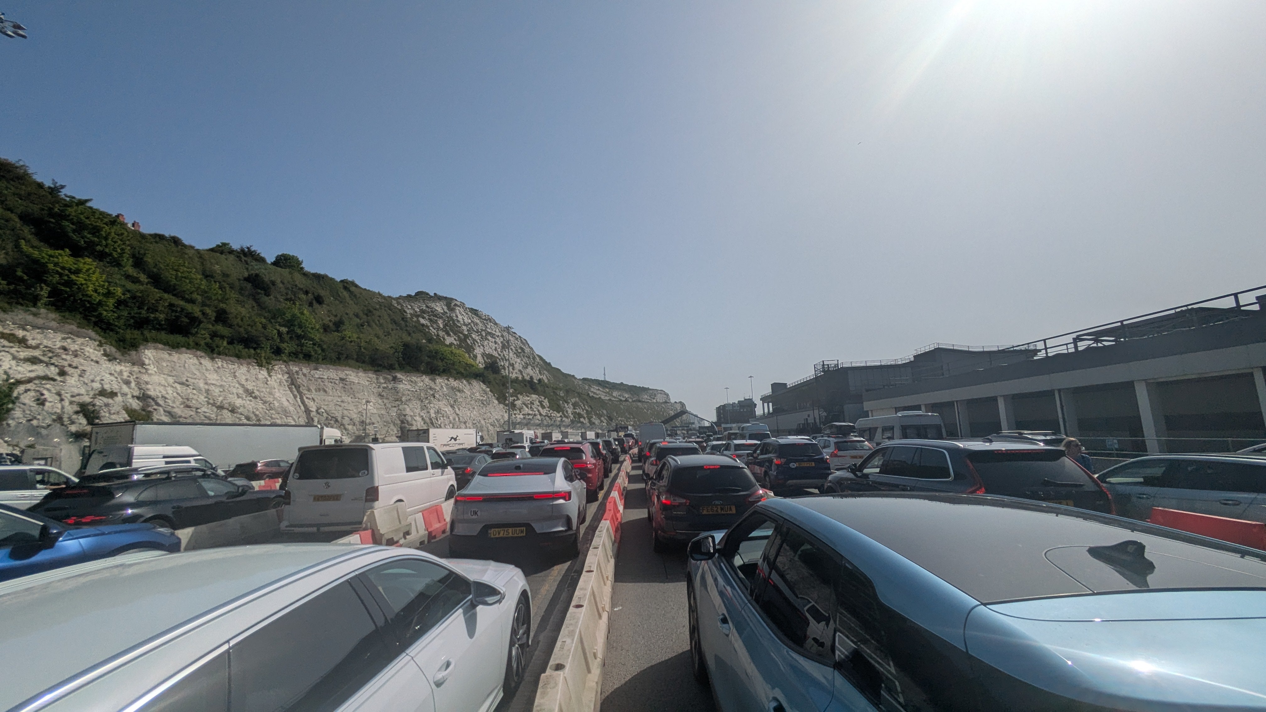 ‘Total gridlock’ at Dover as 8,000 travellers face new EU border checks