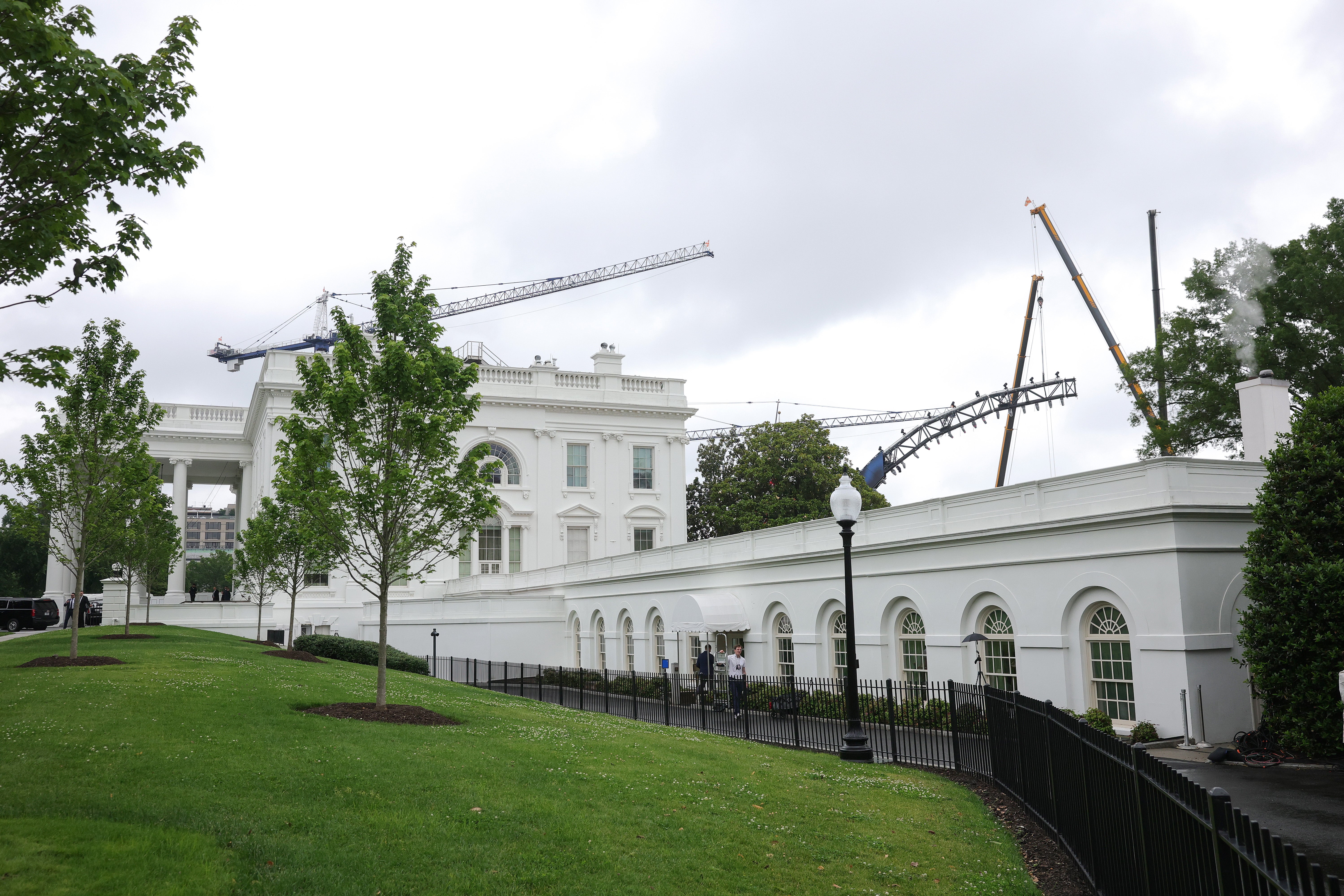 <p>Construction work has started at the White House for the UFC ring to celebrate President Donald Trump’s birthday</p>