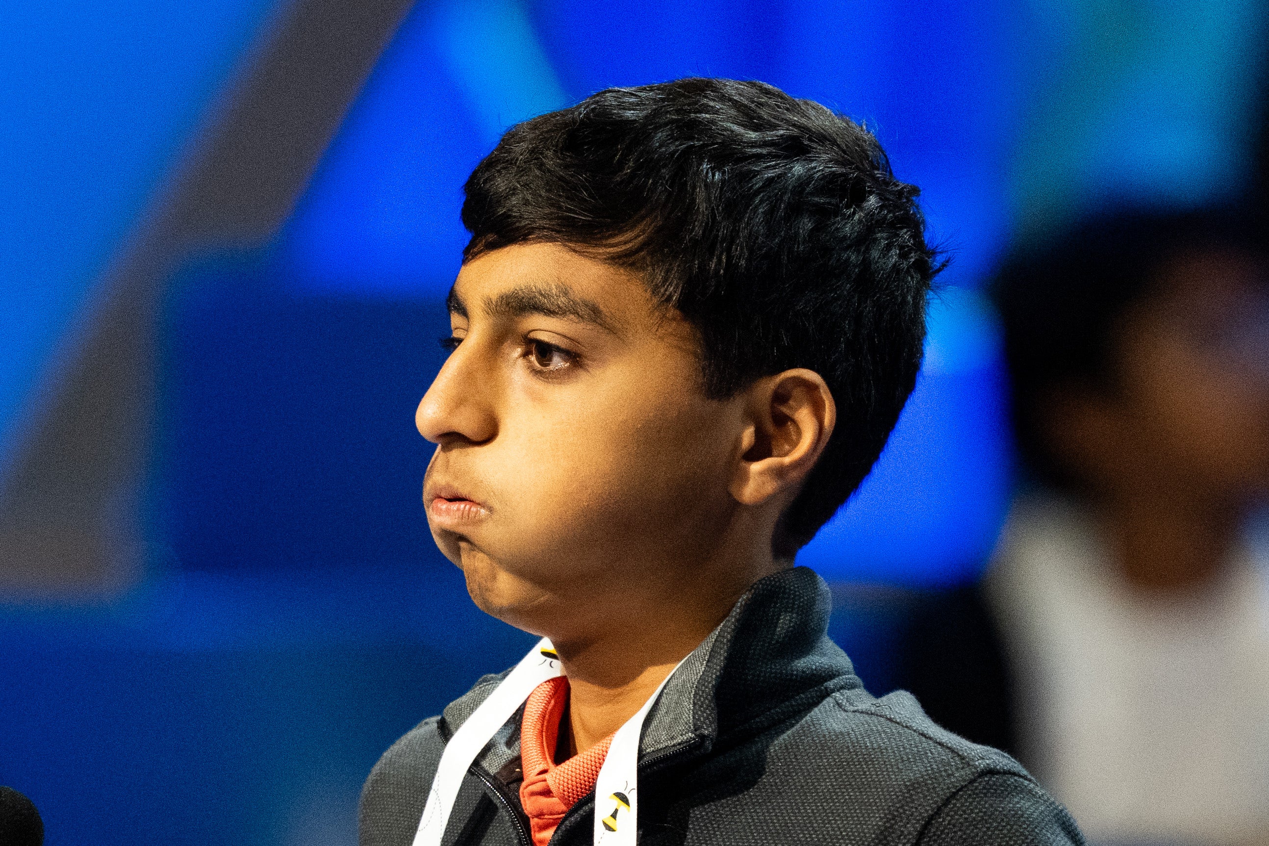 Shrey Parikh, 14, iz Rancho Cucamonga, Kalifornija, natječe se tijekom polufinala Scripps National Spelling Bee, srijeda, 27. svibnja 2026.