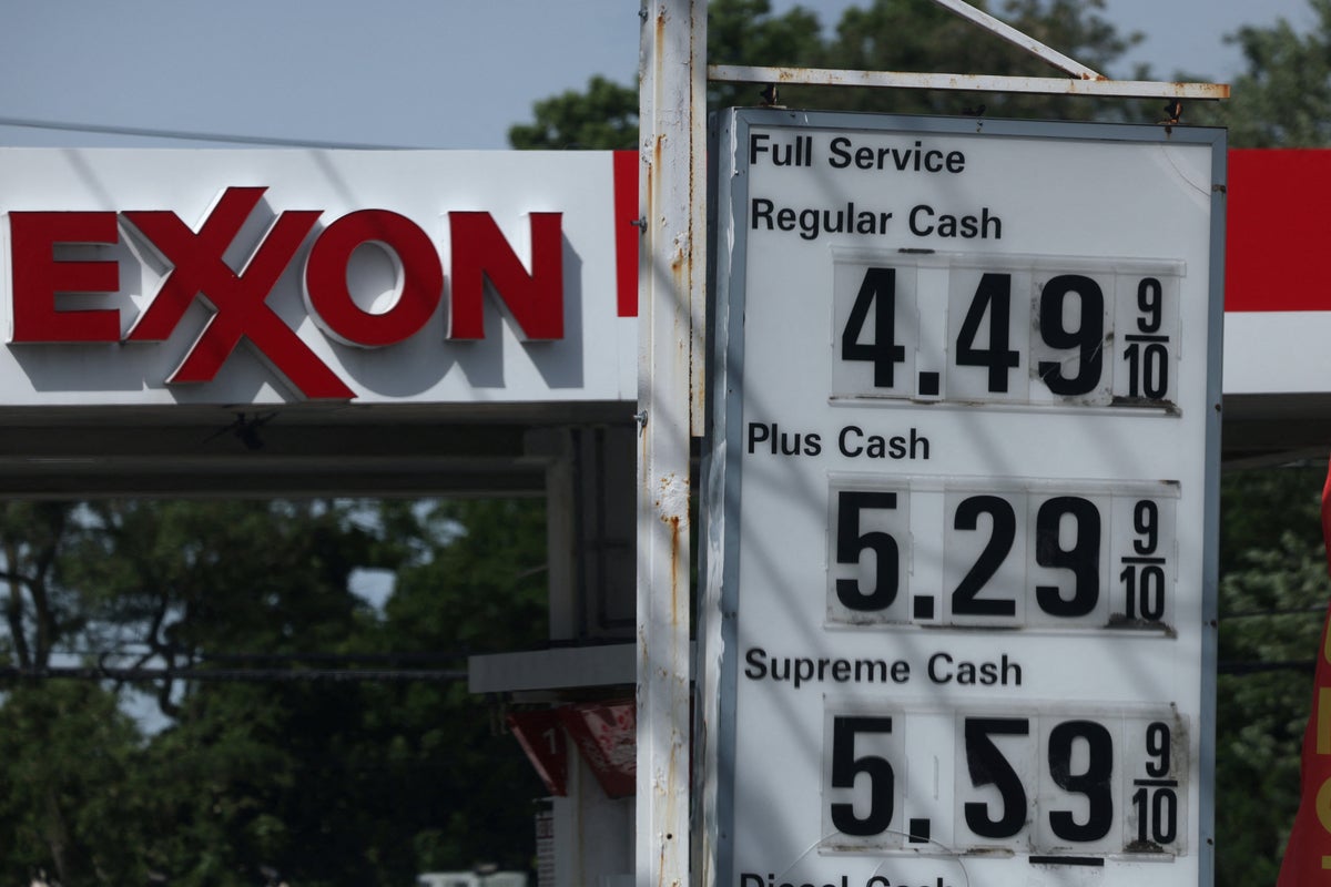 Trump’s Economic Chief Says Inflation Is Falling. Data Says Otherwise