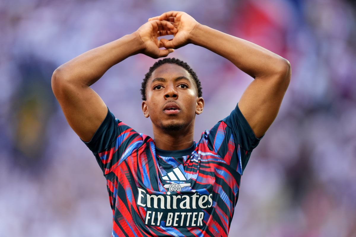 Transfer news LIVE: Man United eye shock move for Lewis-Skelly after Arsenal's Vinicius Jr breakthrough