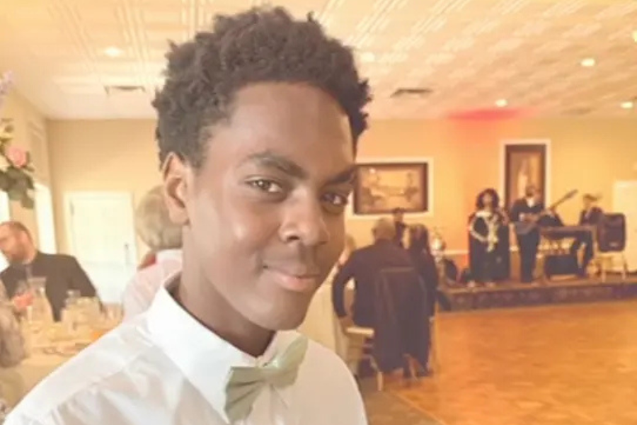 Davoris Carter, 14, of Philadelphia was past seen swimming astatine a Wildwood, New Jersey, formation Monday while connected a schoolhouse trip