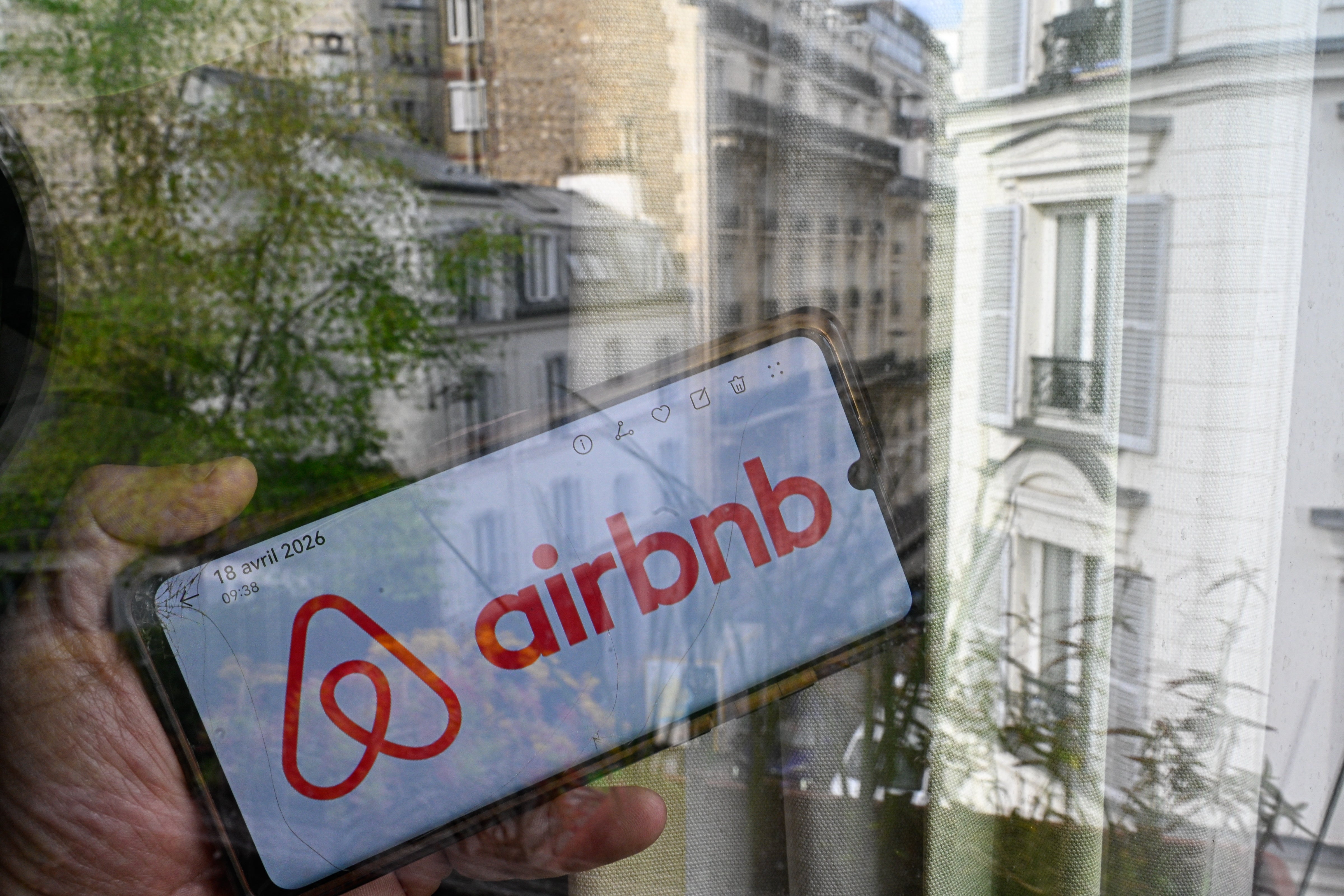 Sharonda Stewart's suit against Airbnb alleges achromatic renters were treated much favorably than renters of color