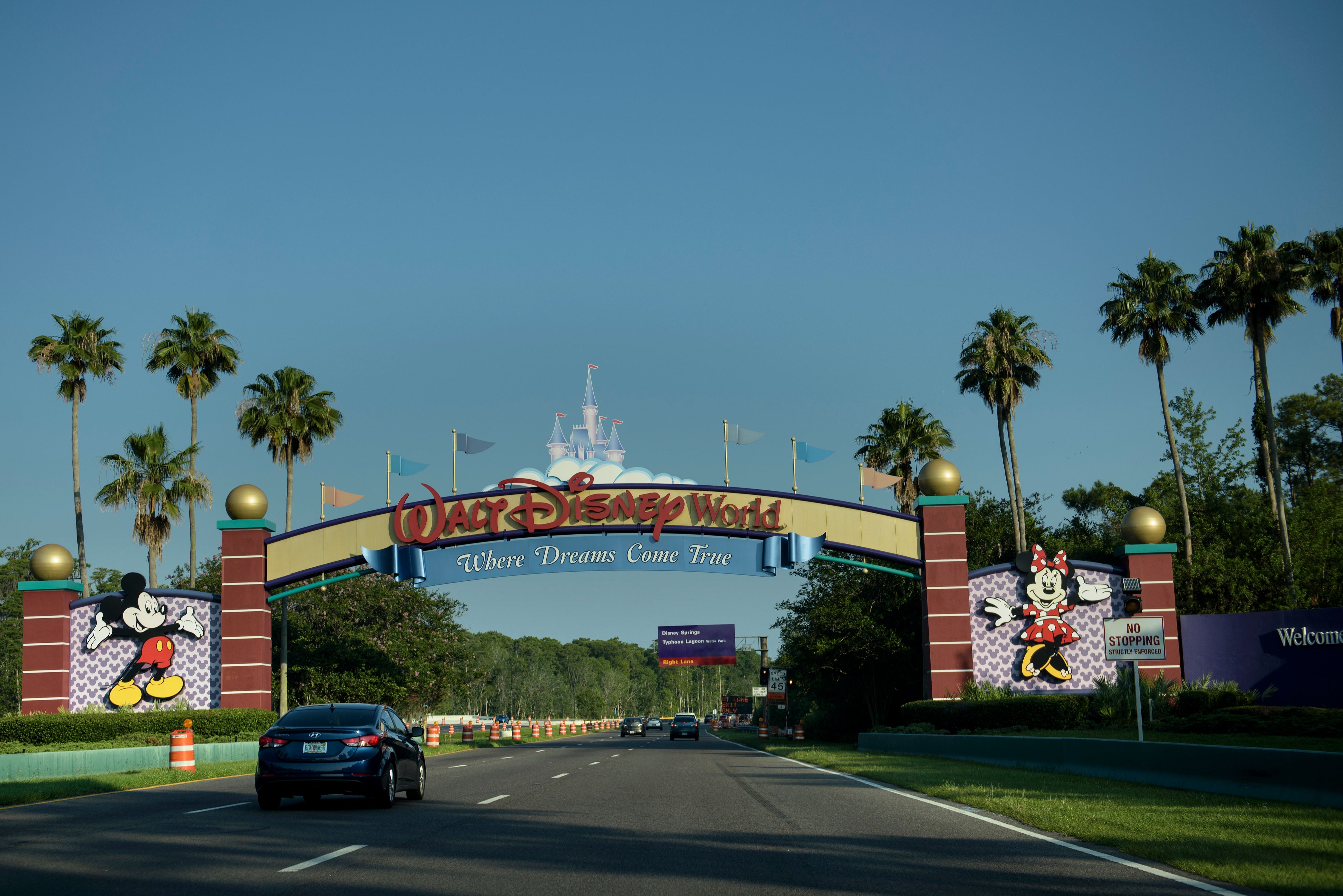 Leslie Helen Varley, 57, was arrested aft allegedly causing a segment astatine Steakhouse 71 astatine Walt Disney World’s Contemporary Resort successful Florida