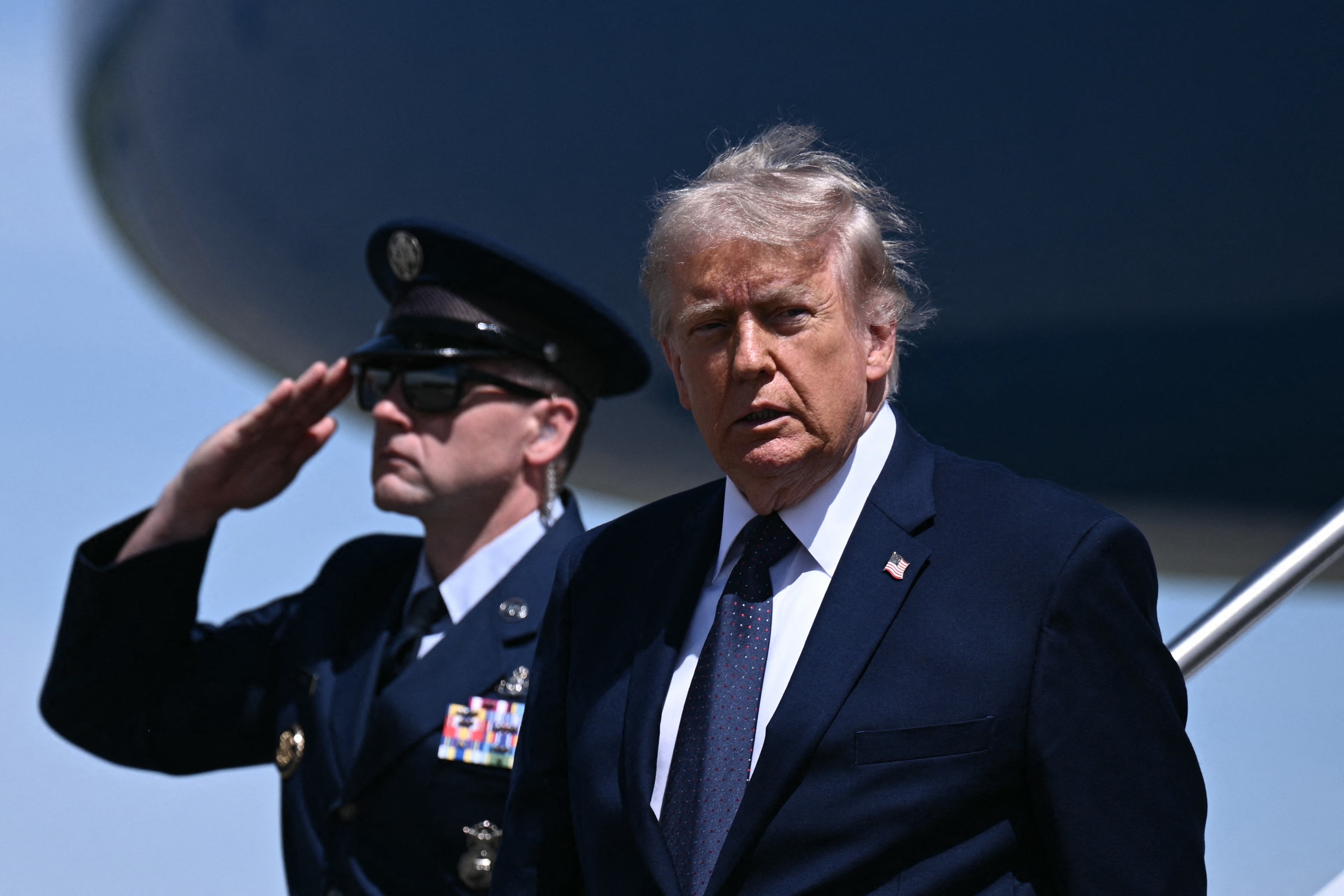 Trump’s Hair Loss Drug Finasteride Is Absent From Latest Medical Reports