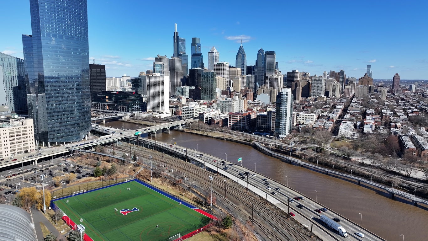 The activity of nationalist schoolhouse closures 13 years agone successful Philadelphia besides swept different awesome American cities, including Chicago, New York and Washington, D.C