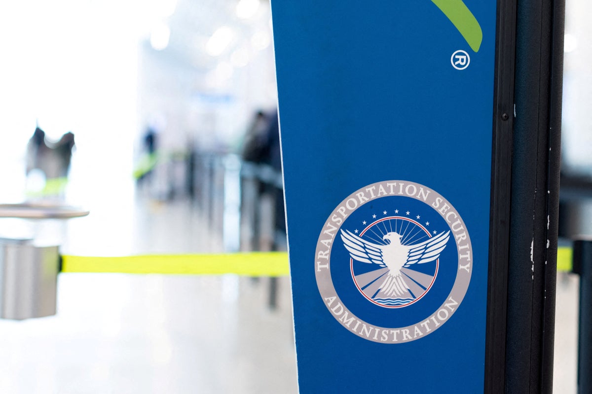 Suspect used fake boarding pass to get past TSA and on a Los Angeles bound flight