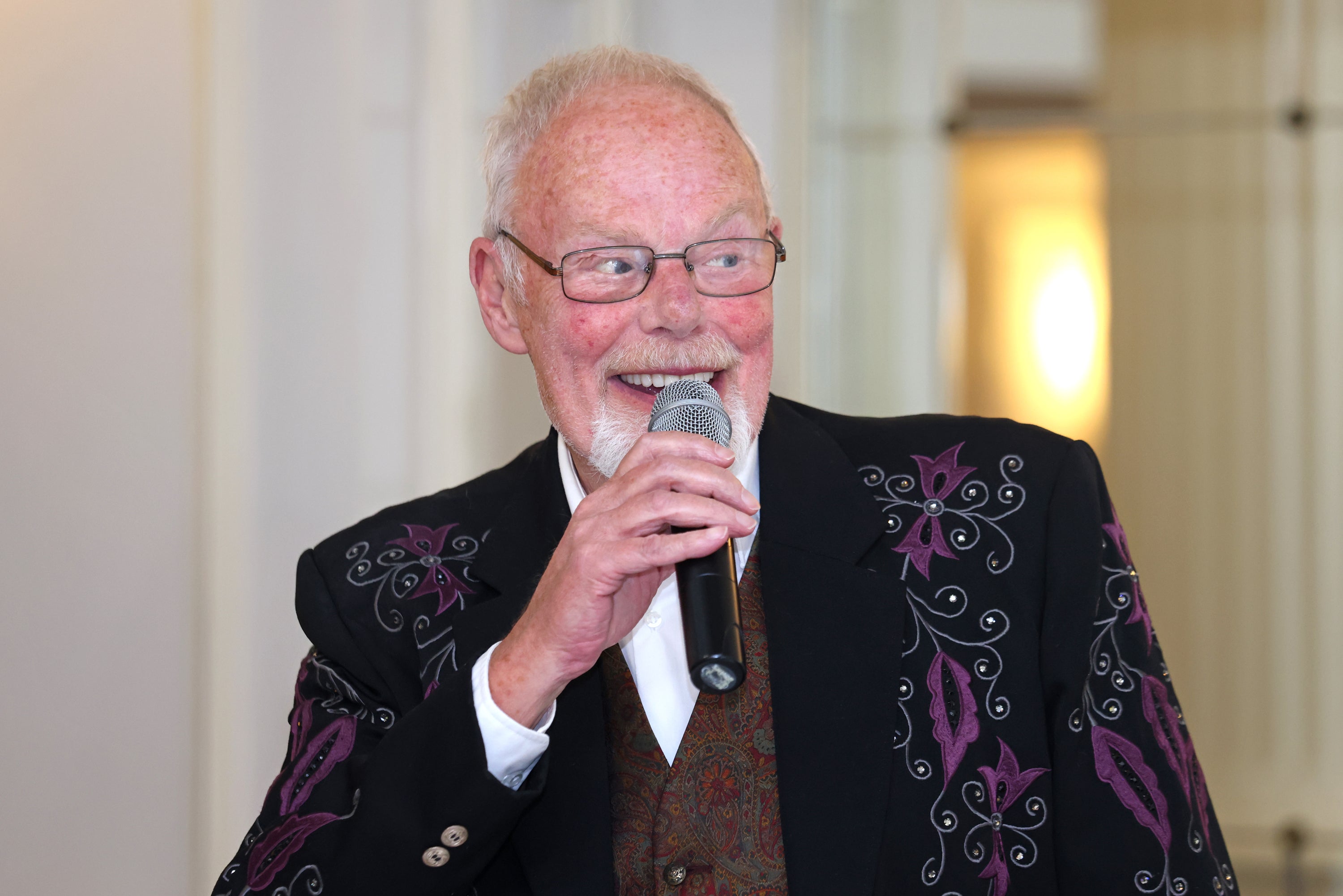 Bob Harris está no ar desde 1970