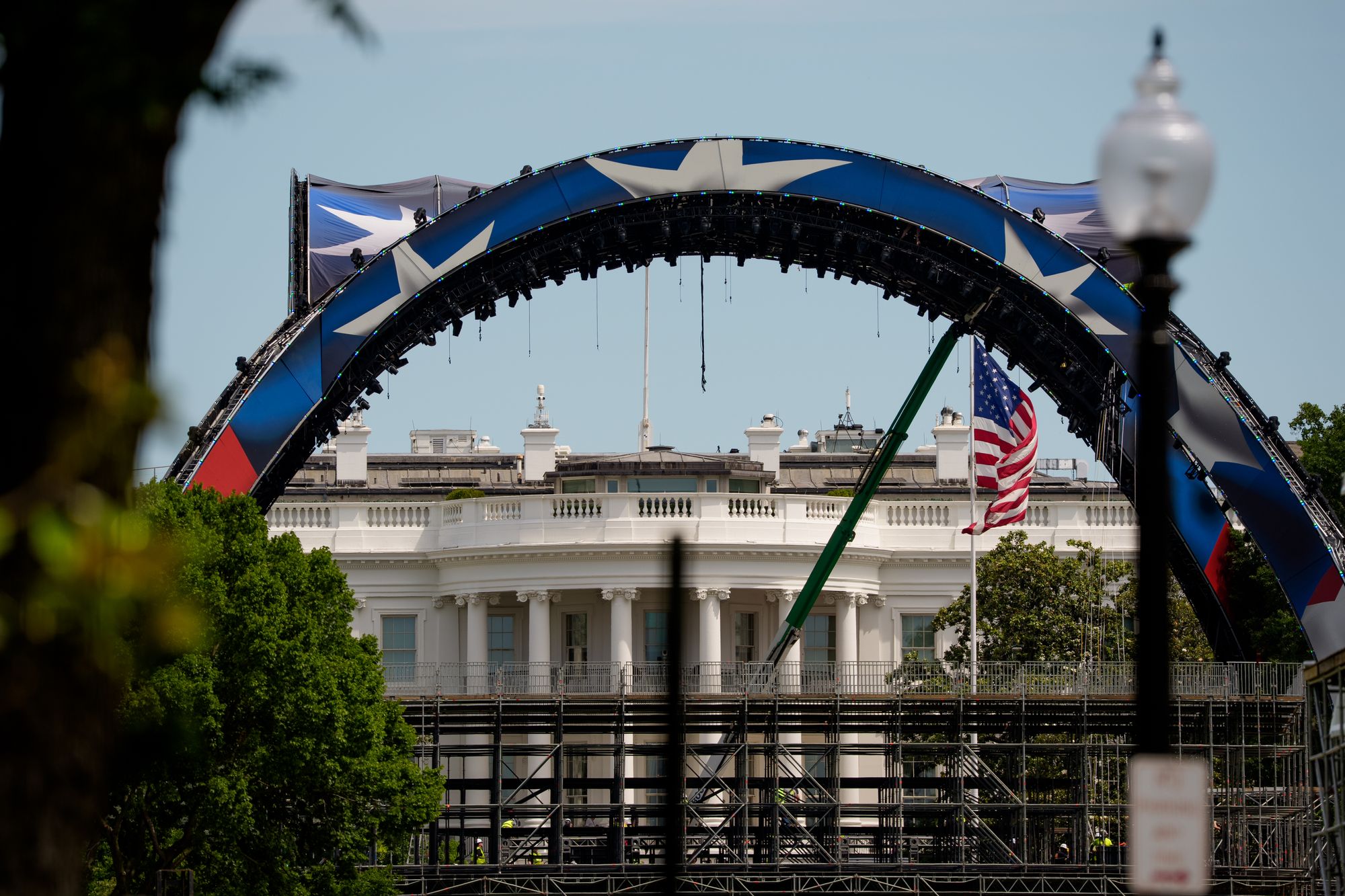 The White House will big six UFC bouts connected nan South Lawn connected June 14 — Trump’s 80th birthday