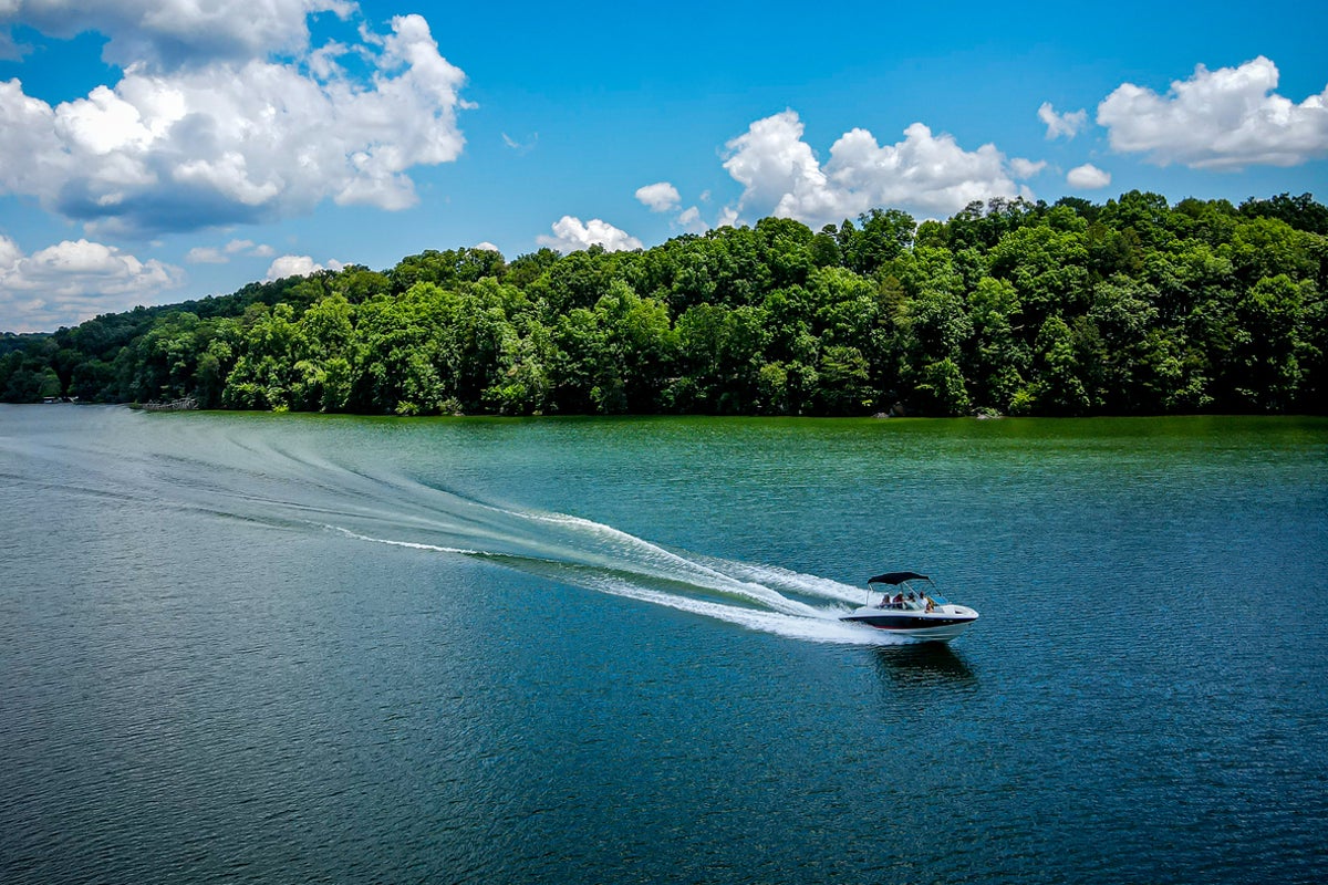 How Americans are planning to enjoy boat days this summer to avoid rising fuel costs