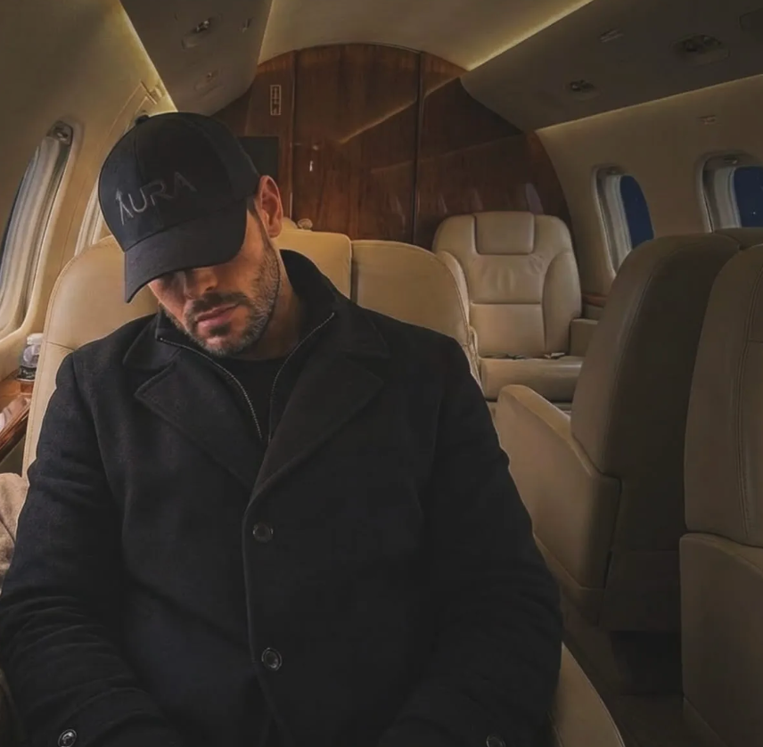 Katie Price’s husband Lee Andrews, who has been dubbed ‘the new Tinder Swindler’ by fans, on what appears to be his private jet