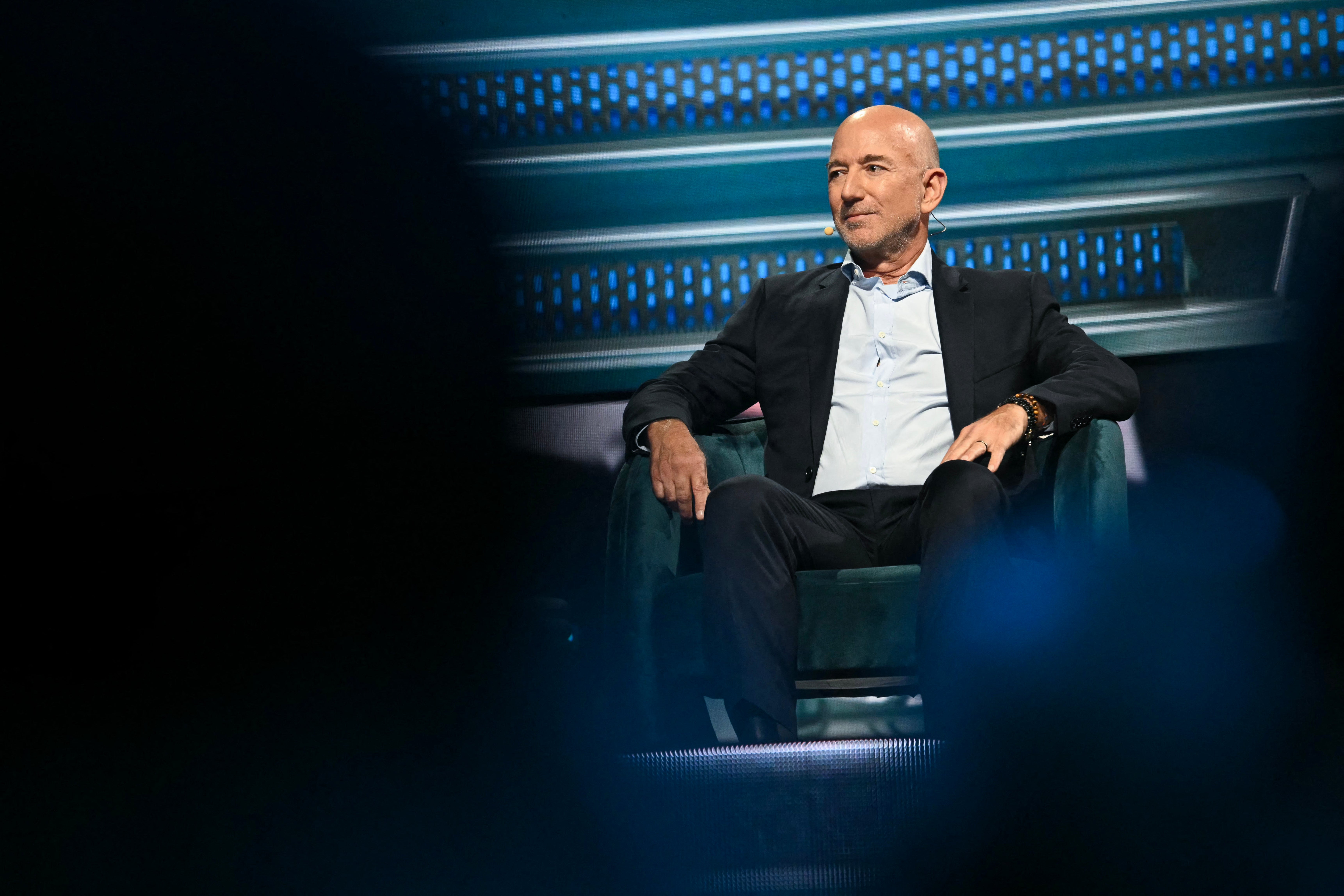 Jeff Bezos says that artificial intelligence could create a 'labor shortage successful nan economy'