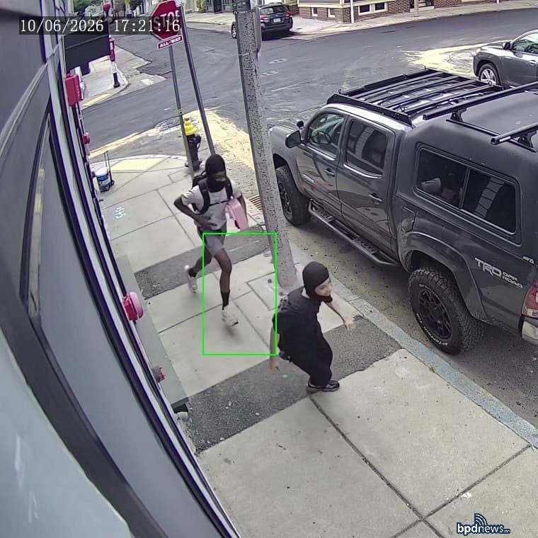Two kids operating a lemonade guidelines successful Boston were robbed astatine gunpoint Wednesday. The victims were 11 and 12 years old