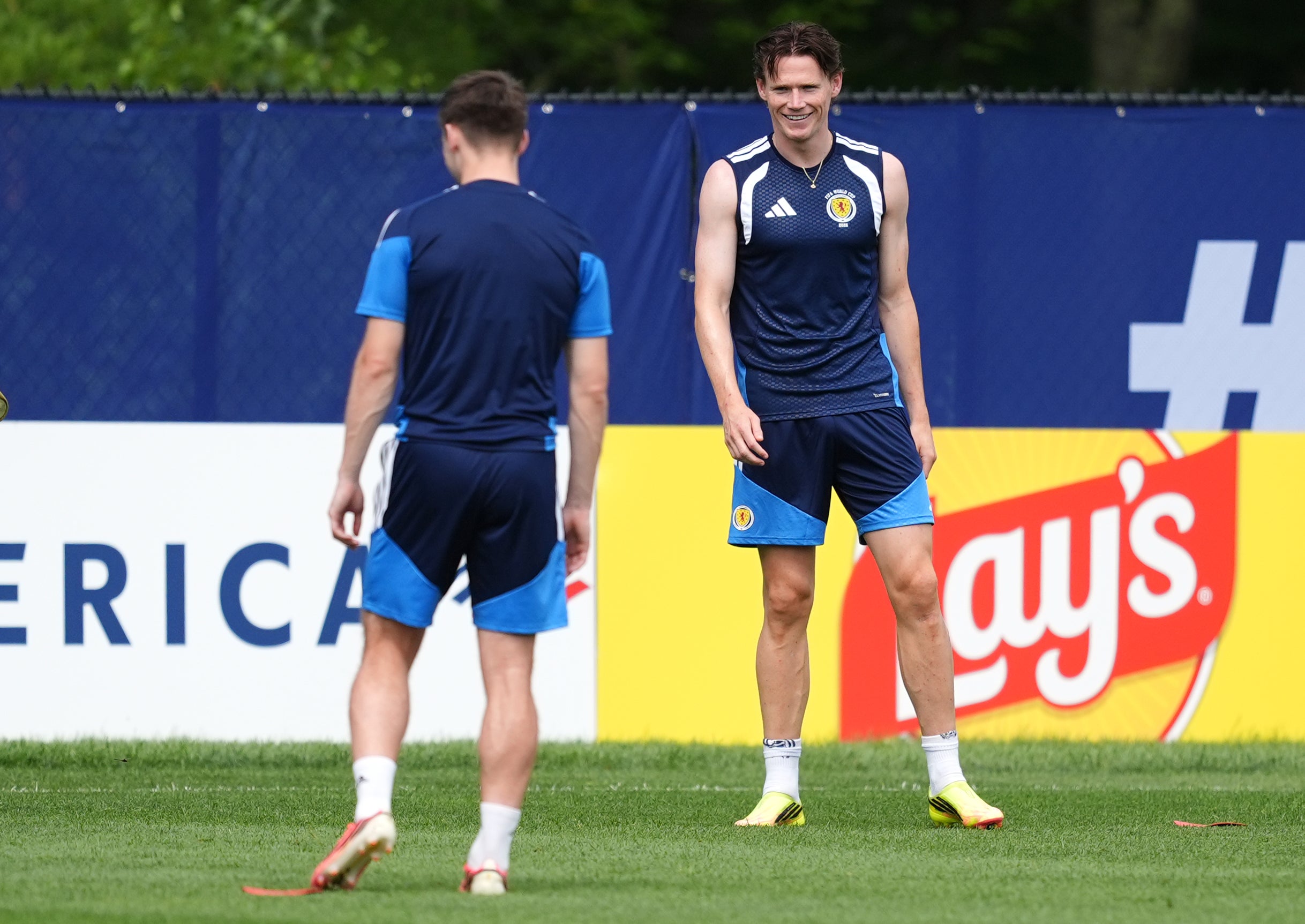 Scotland handed major World Cup boost as Scott McTominay returns to training after illness
