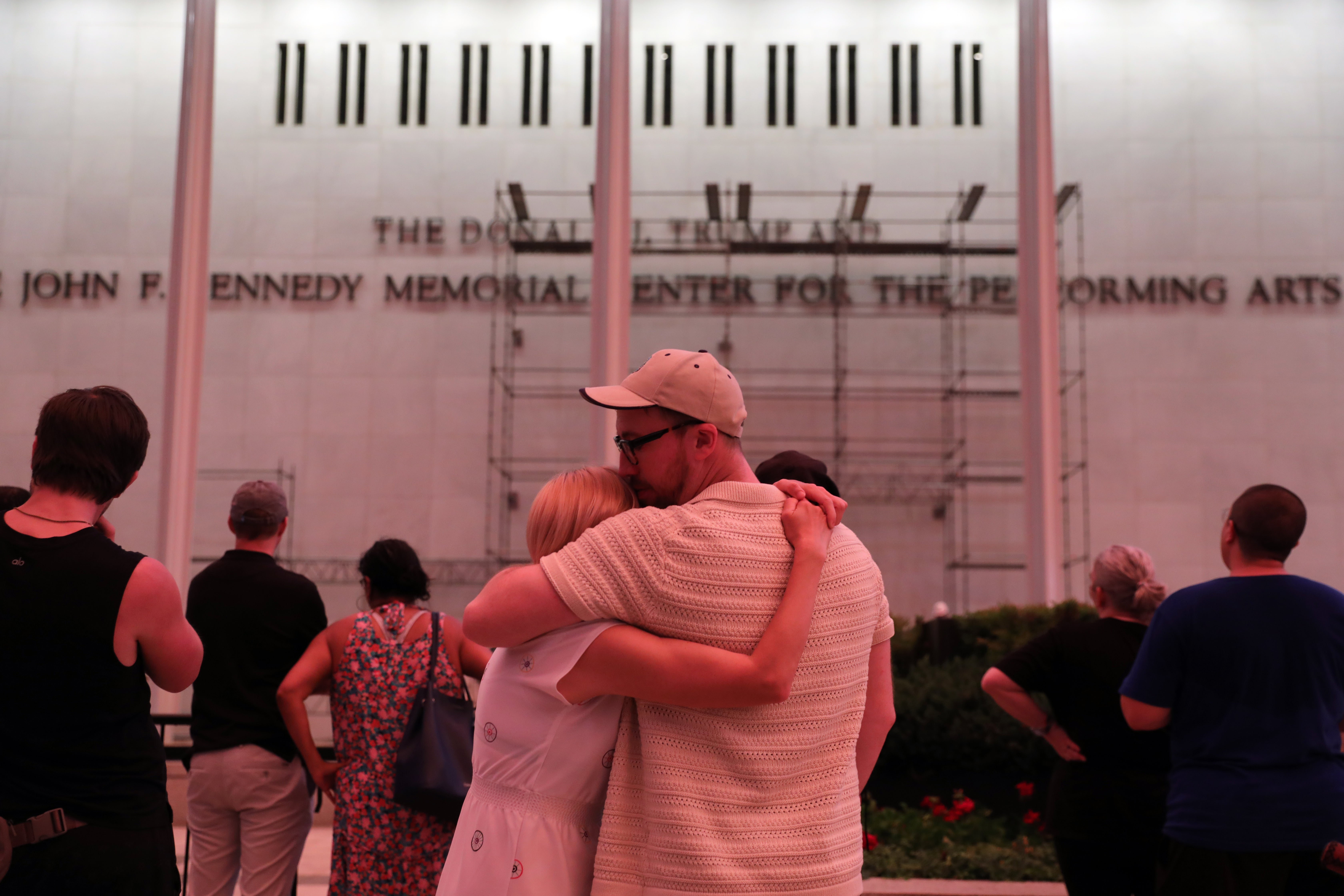 Workers hole to region Trump's sanction from nan Kennedy Center, successful photos