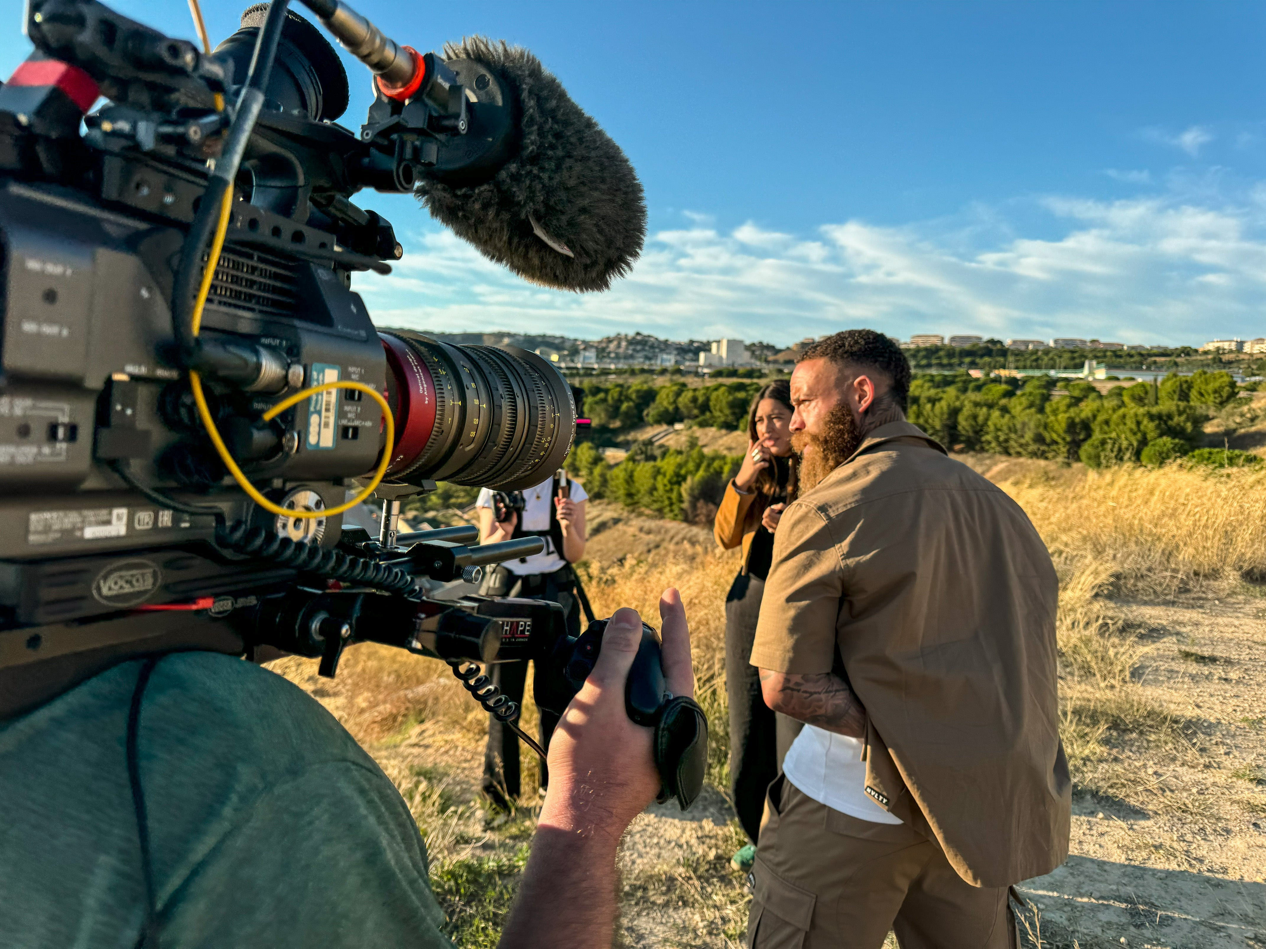 Cain começou a apresentar sua série de documentários 'Ashley Cain: Into the Danger Zone' para a BBC em 2025