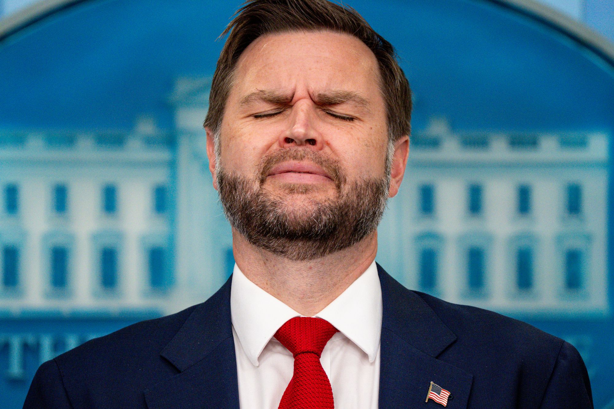 JD Vance went to nan White House’s property room Thursday to effort to quell disapproval of nan administration’s woody pinch Iran. But his jokes missed nan mark