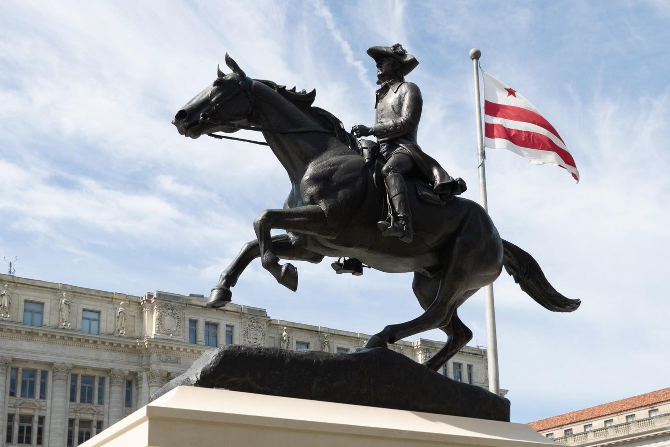 The Trump management reportedly paid much than $527,000 via a no-bid statement to equine a statue of slave-owning Founding Father Caesar Rodney, which had antecedently been taken down successful Delaware successful 2020 amid nan Black Lives Matter movement