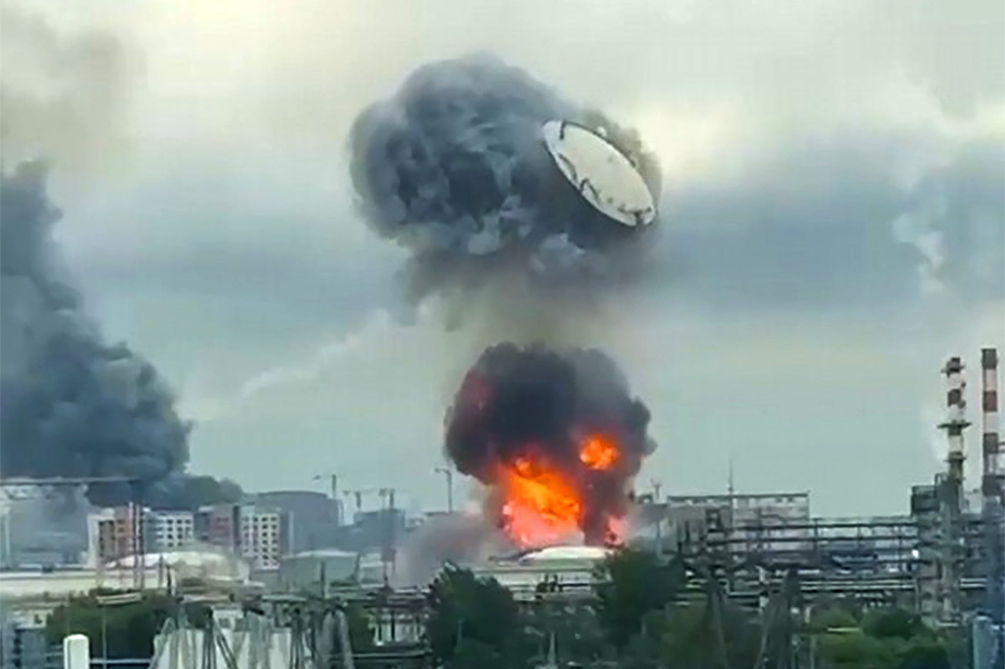 Ukraine-Russia war latest: Putin strikes Kharkiv after warning of ‘massive’ retaliation for oil refinery attack