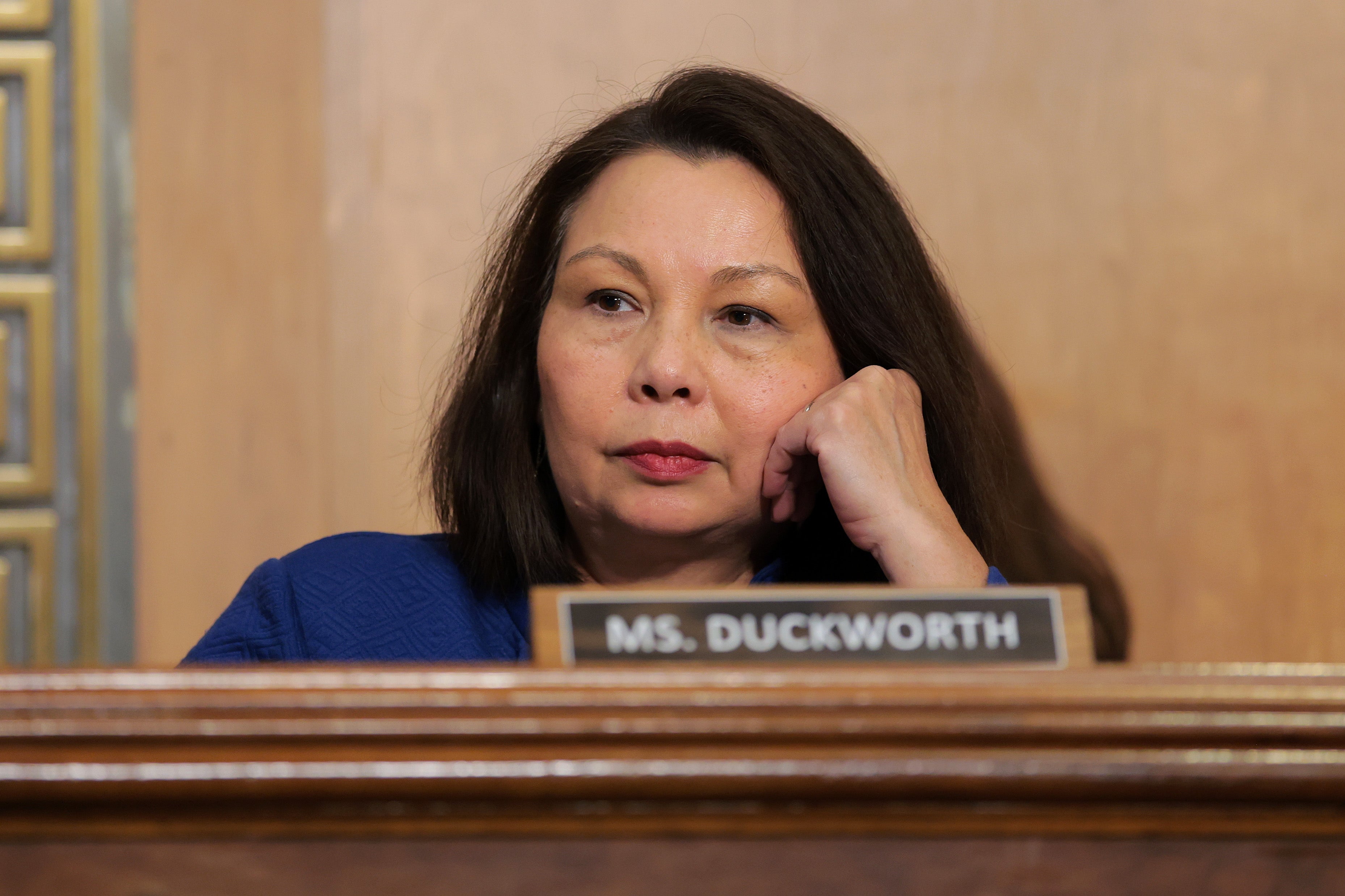 Illinois Senator Tammy Duckworth has said nan 250-foot arch would airs a threat successful nan airspace astir Washington DC fixed its projected heigh