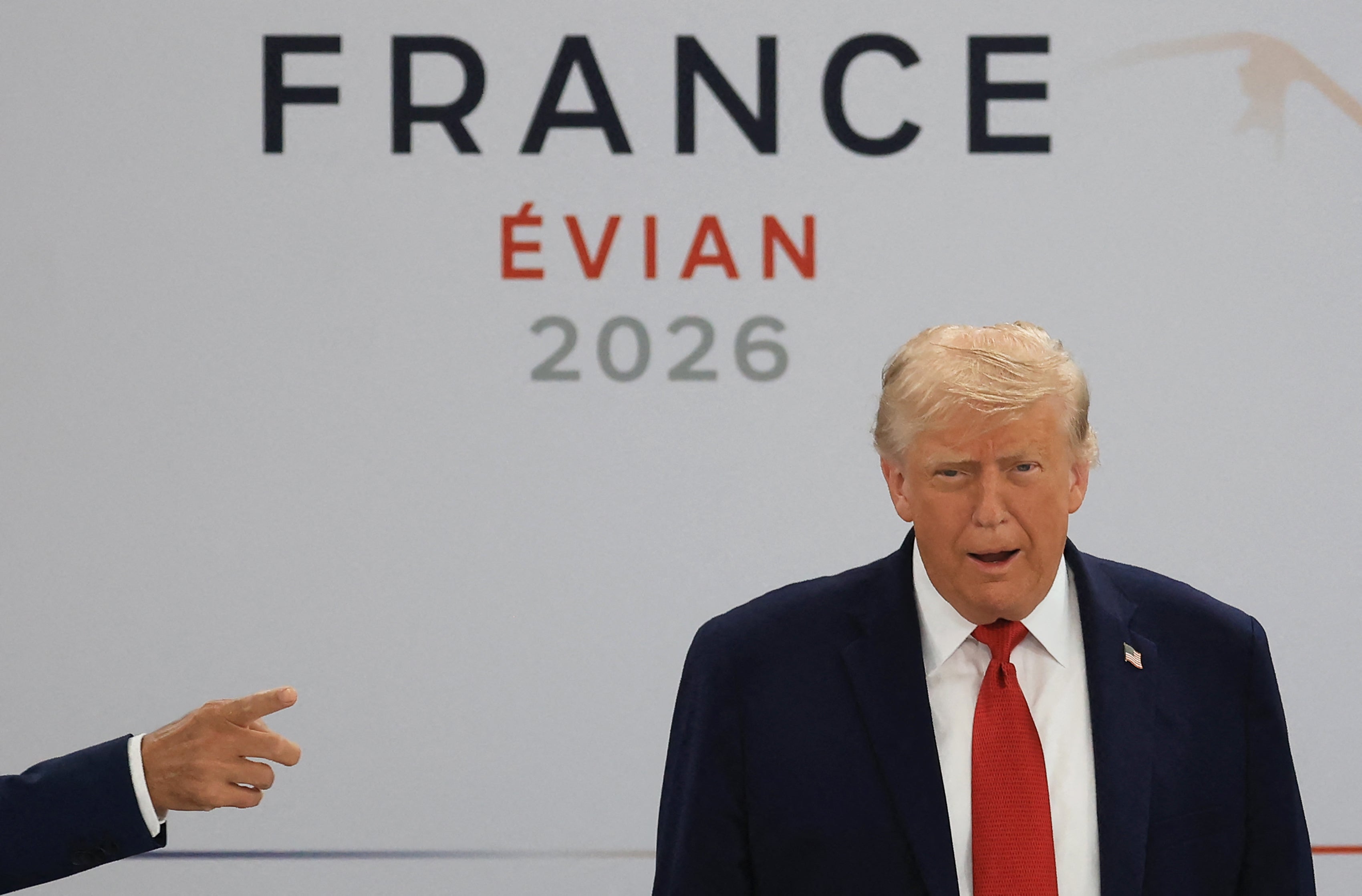 Trump arrives to be a greeting activity gathering to "revive balanced, inclusive, and sustainable economical maturation for nan use of all" successful nan beingness of nan G7 countries, partner countries, nan International Monetary Fund, and nan OECD, arsenic portion of nan G7 summit