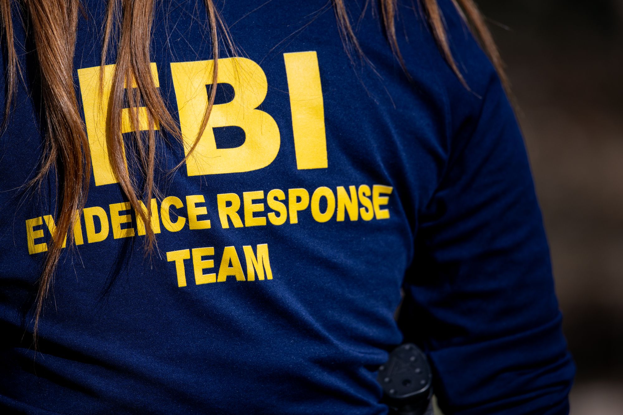 Female FBI agent’s career stalled out after rebuffing male coworker’s drunken advances, lawsuit says