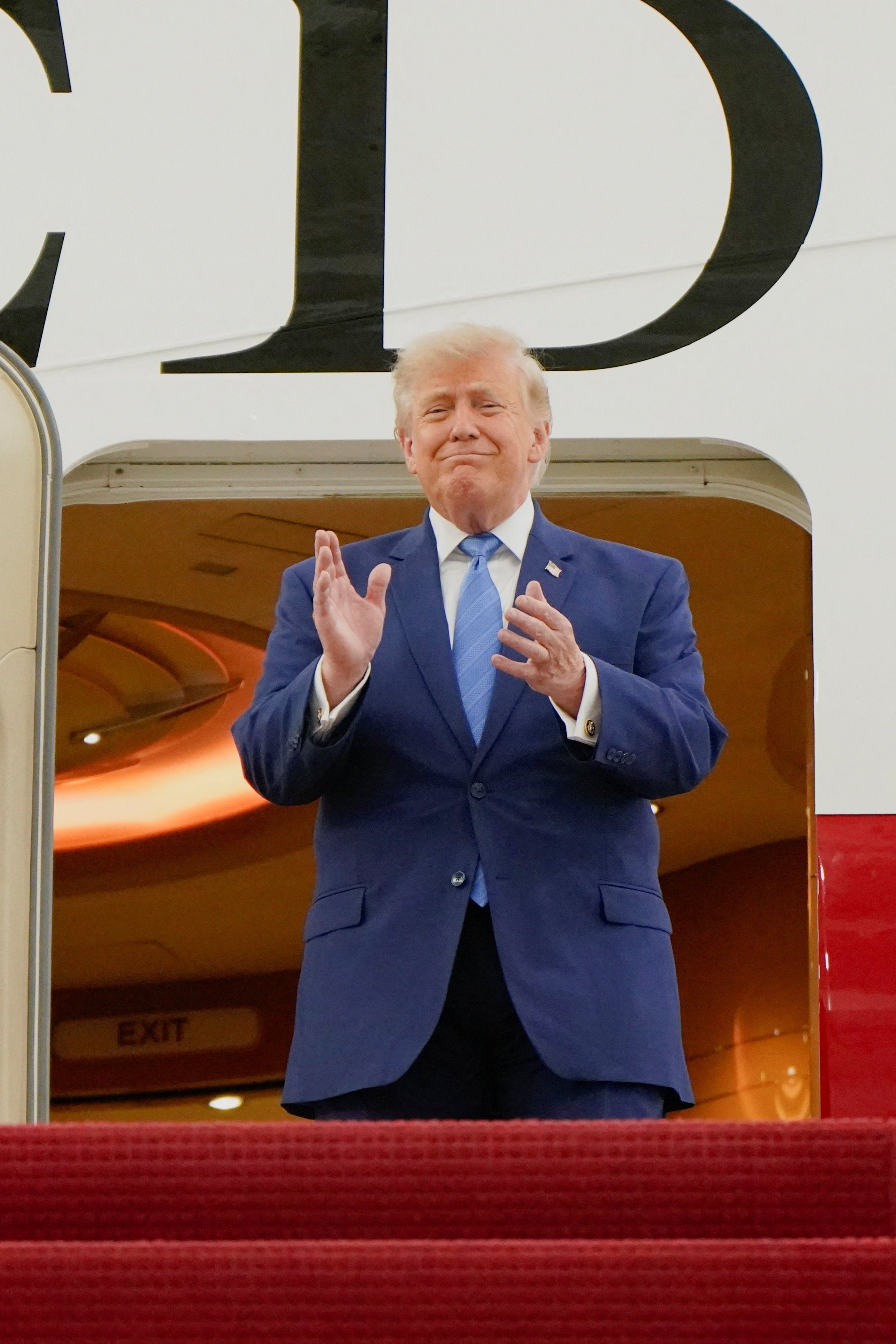 The level was a $400 cardinal gift from Qatar that Trump will support aft he leaves office