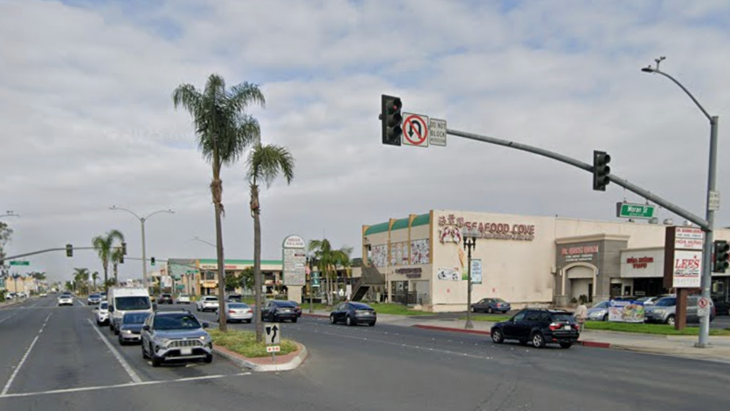 Victim Tried Fleeing Machete Attack Only To Run Into Road To Be Hit By Two Cars And Killed, Cops Say