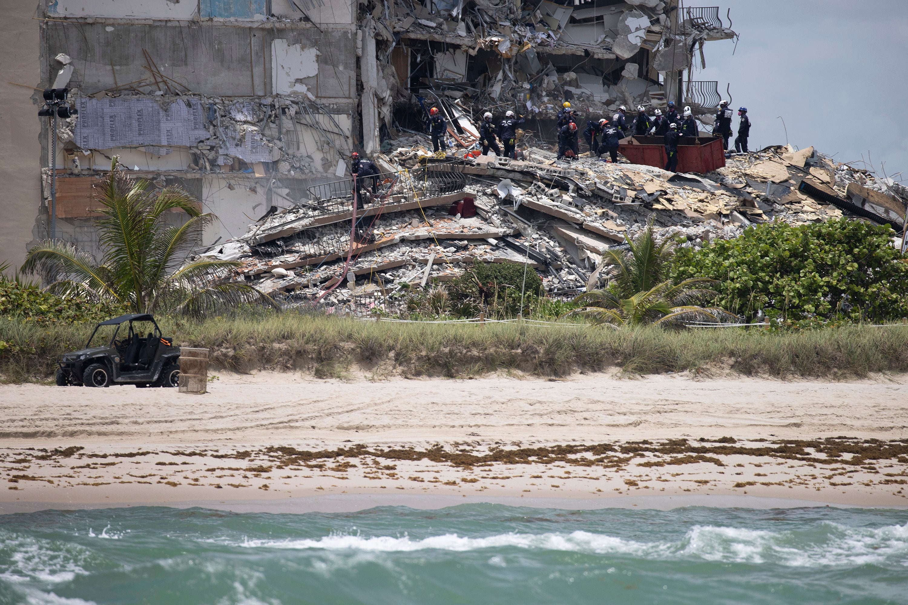 The National Institute of Standards and Technology, an agency wrong nan Commerce Department, is presently investigating nan Champlain Towers South collapse