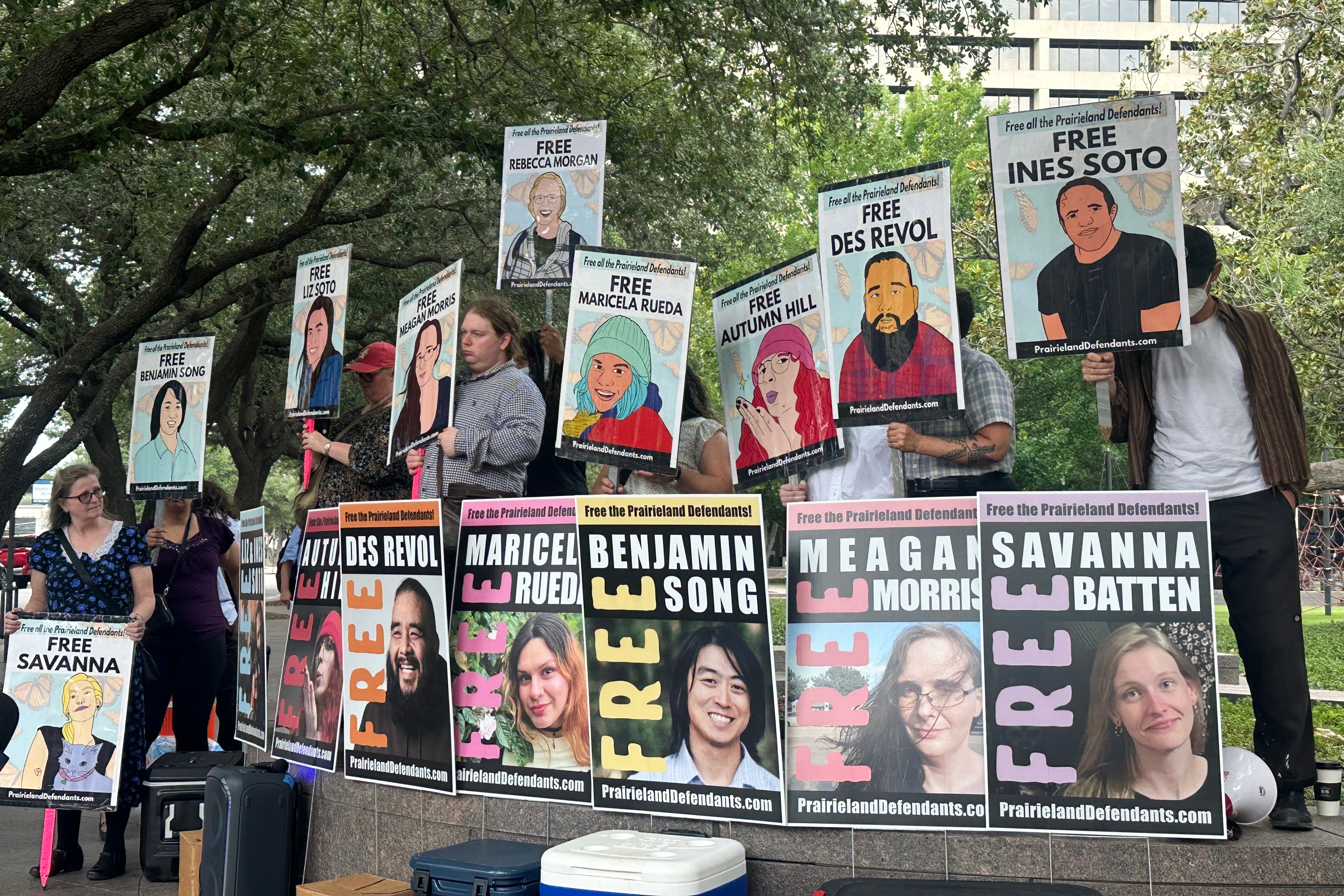 Critics fearfulness nan prosecution of much than a twelve group for ‘Antifa’-linked home coercion serves arsenic a trial lawsuit to spell aft antifascist protesters